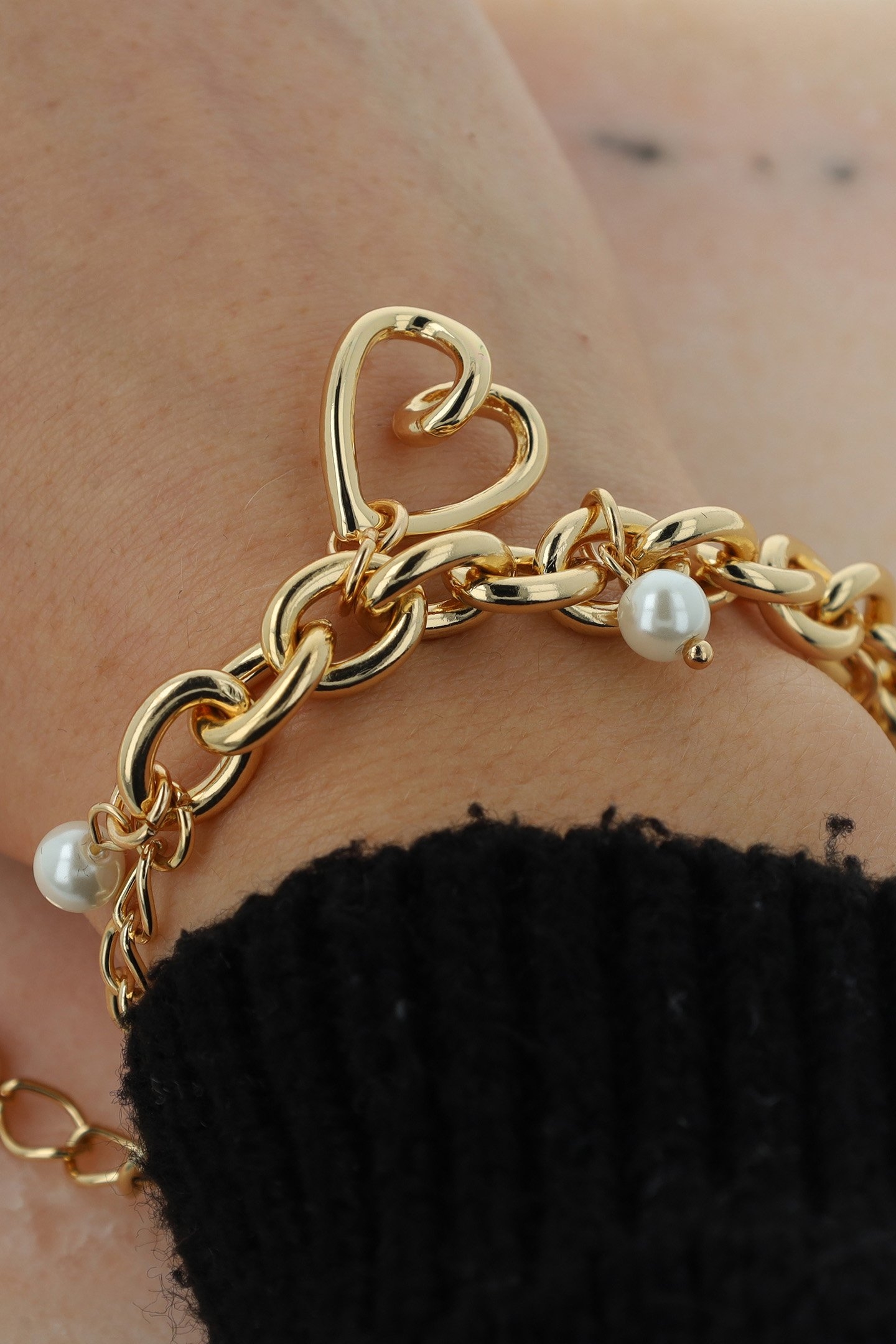 LUCKY CHARM BRACELET 2