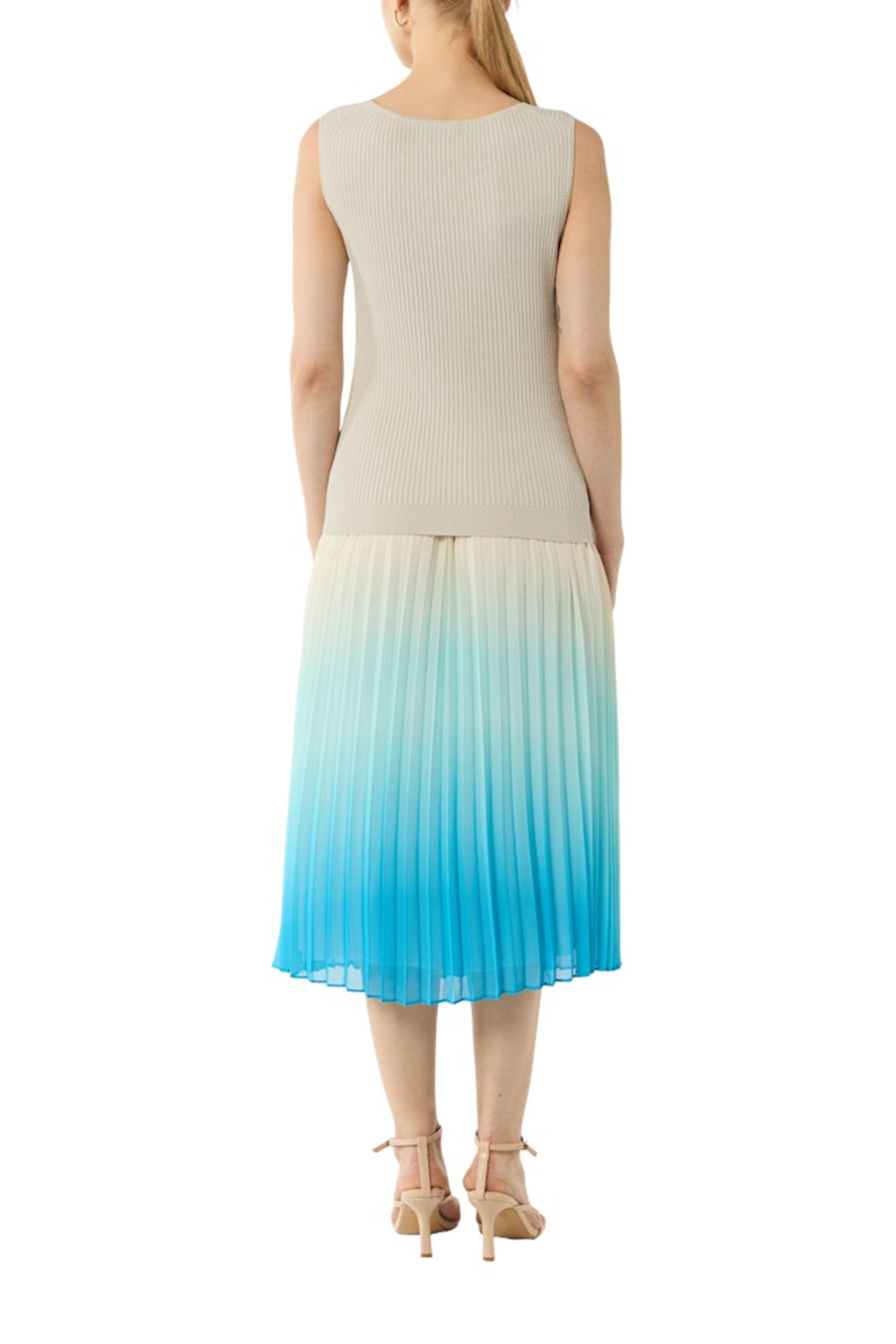 COMMA STRICKWAREN BROWN 3