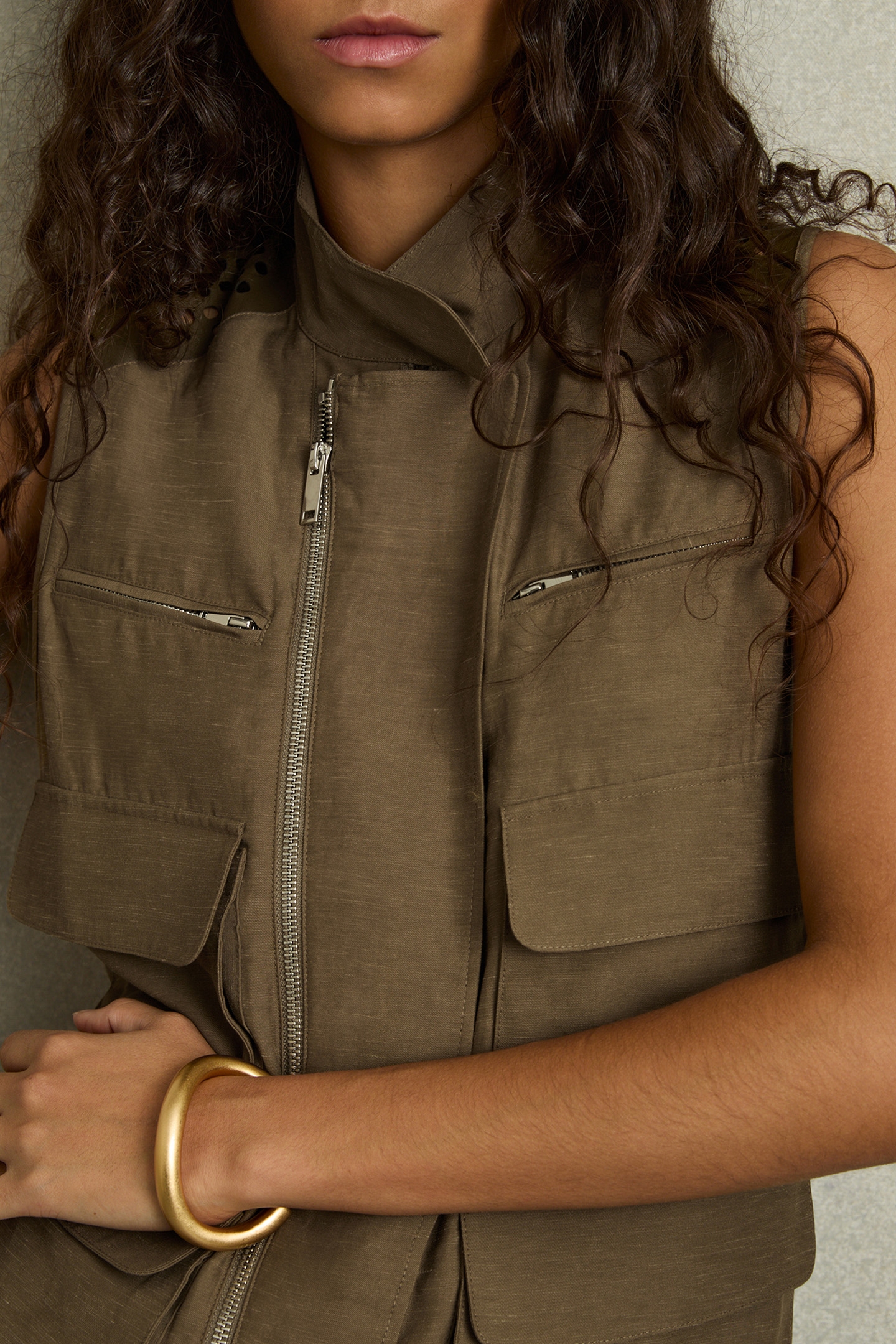 GRACE POCKET STITCH GILLET KHAKI 4