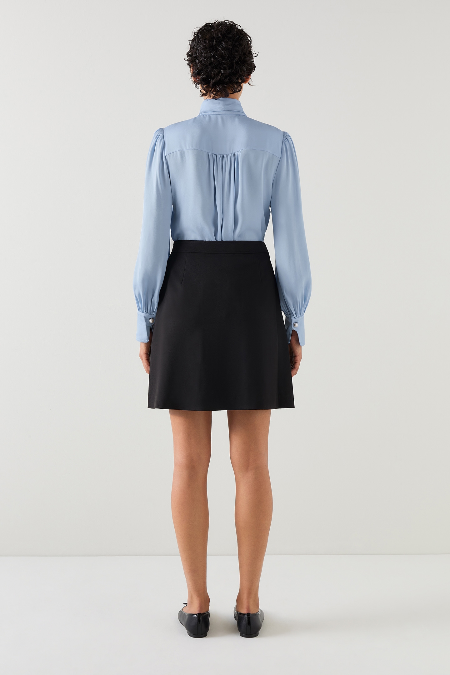 TW HALL - TIE NECK BLOUSE LIGHT BLUE 2