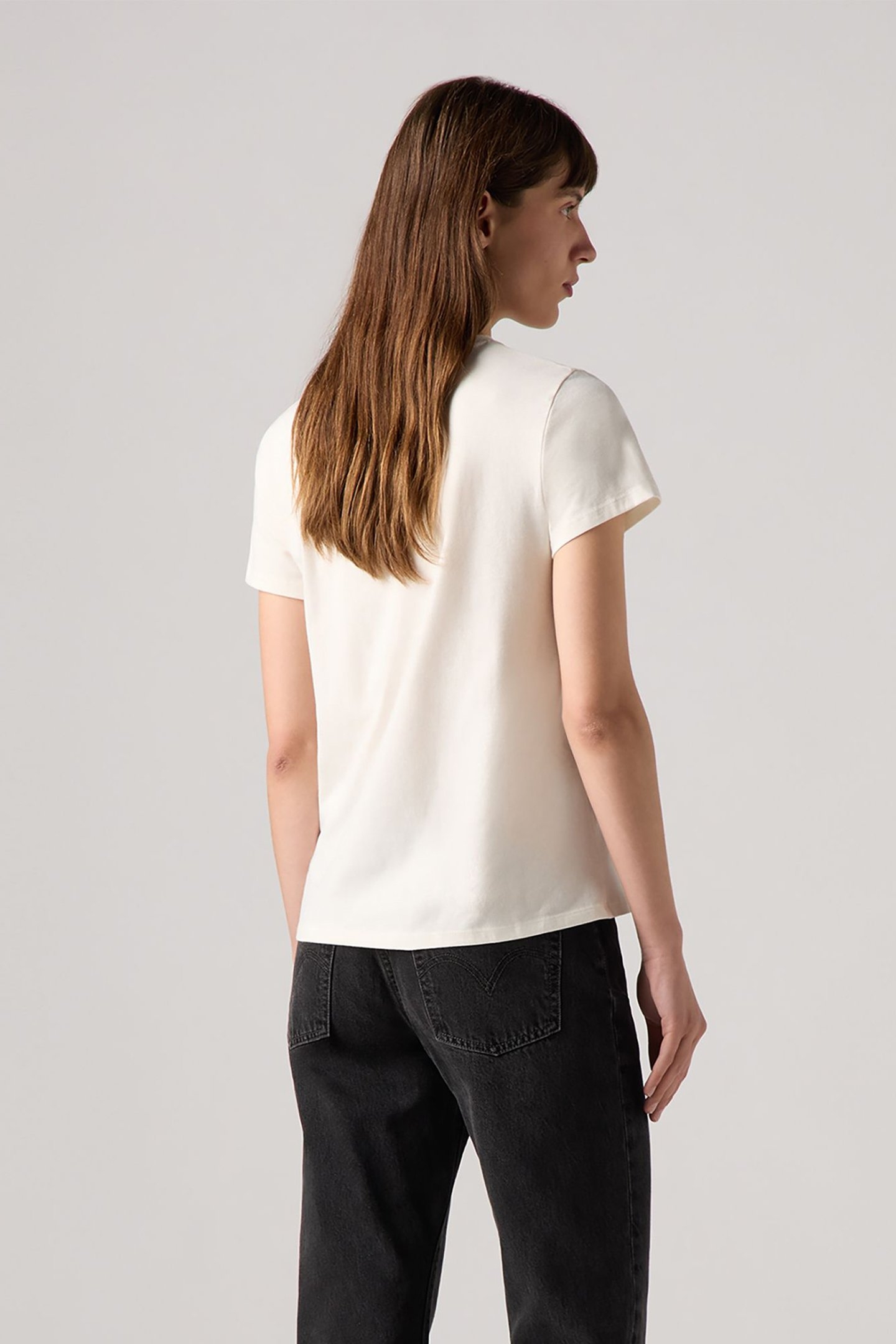 THE PERFECT TEE ANANDA FLORAL BW FILL EGRET 2