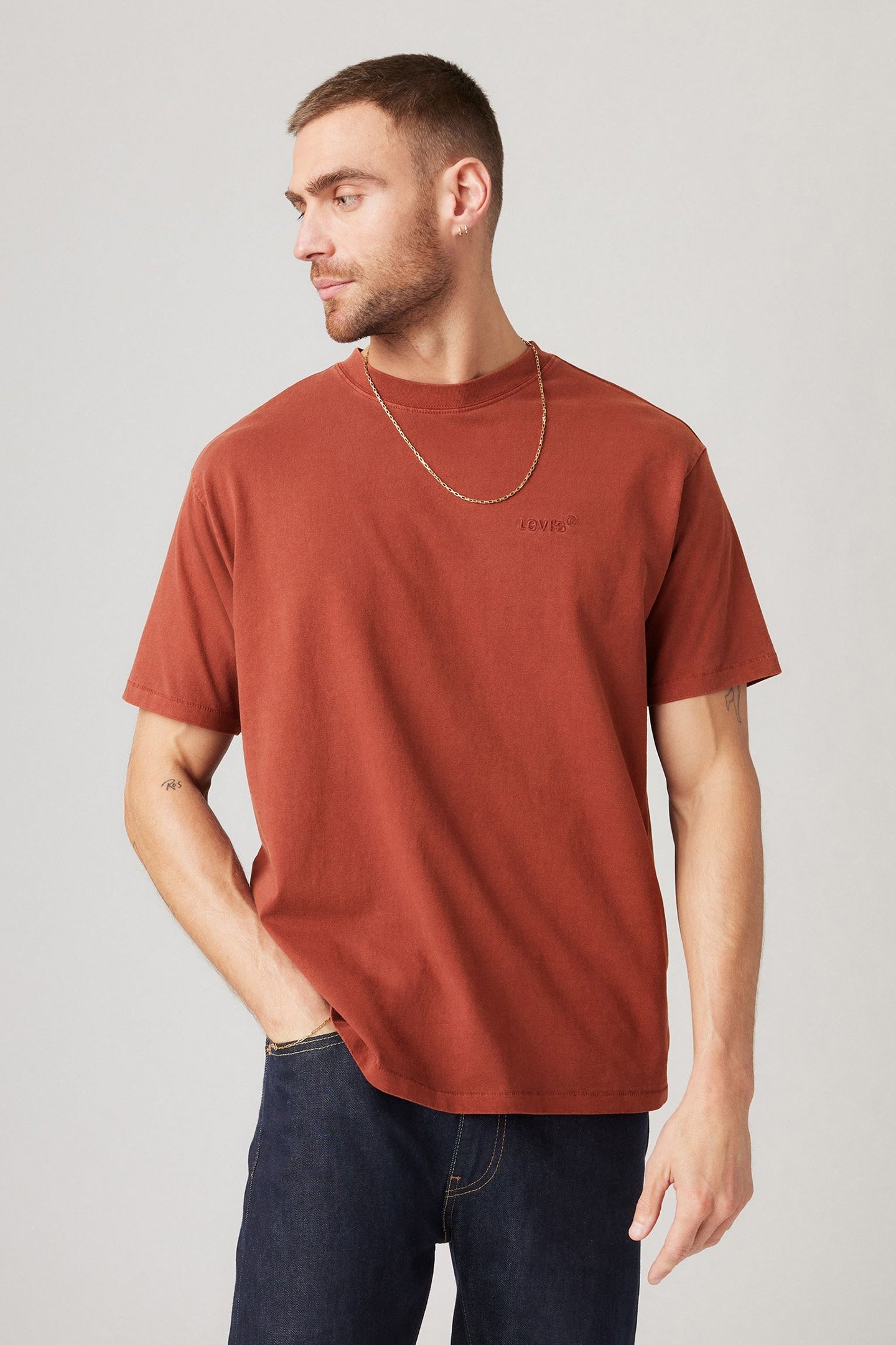 RED TAB VINTAGE TEE GARMENT DYE RED PAINT 4