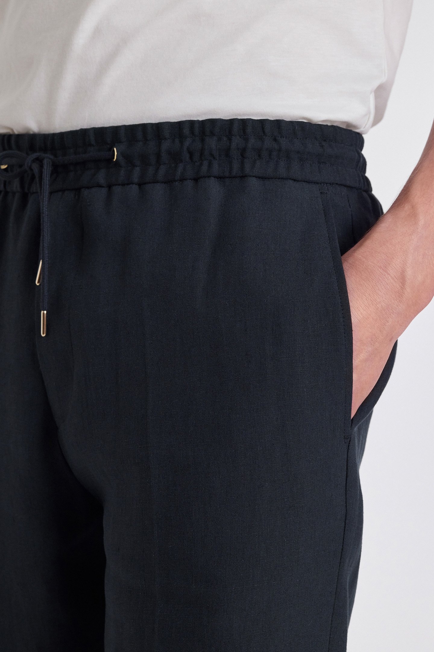 MENS DRAWCORD TROUSER VERY DARK NAVY 5