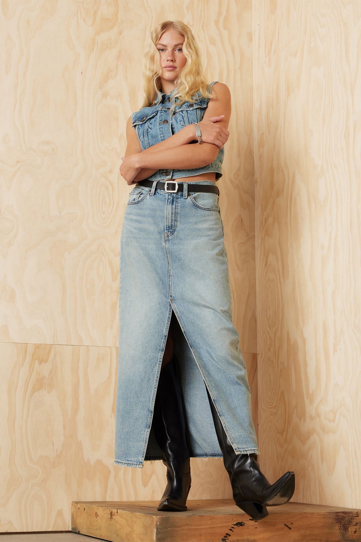 ANKLE COLUMN SKIRT PLEASE HOLD 6