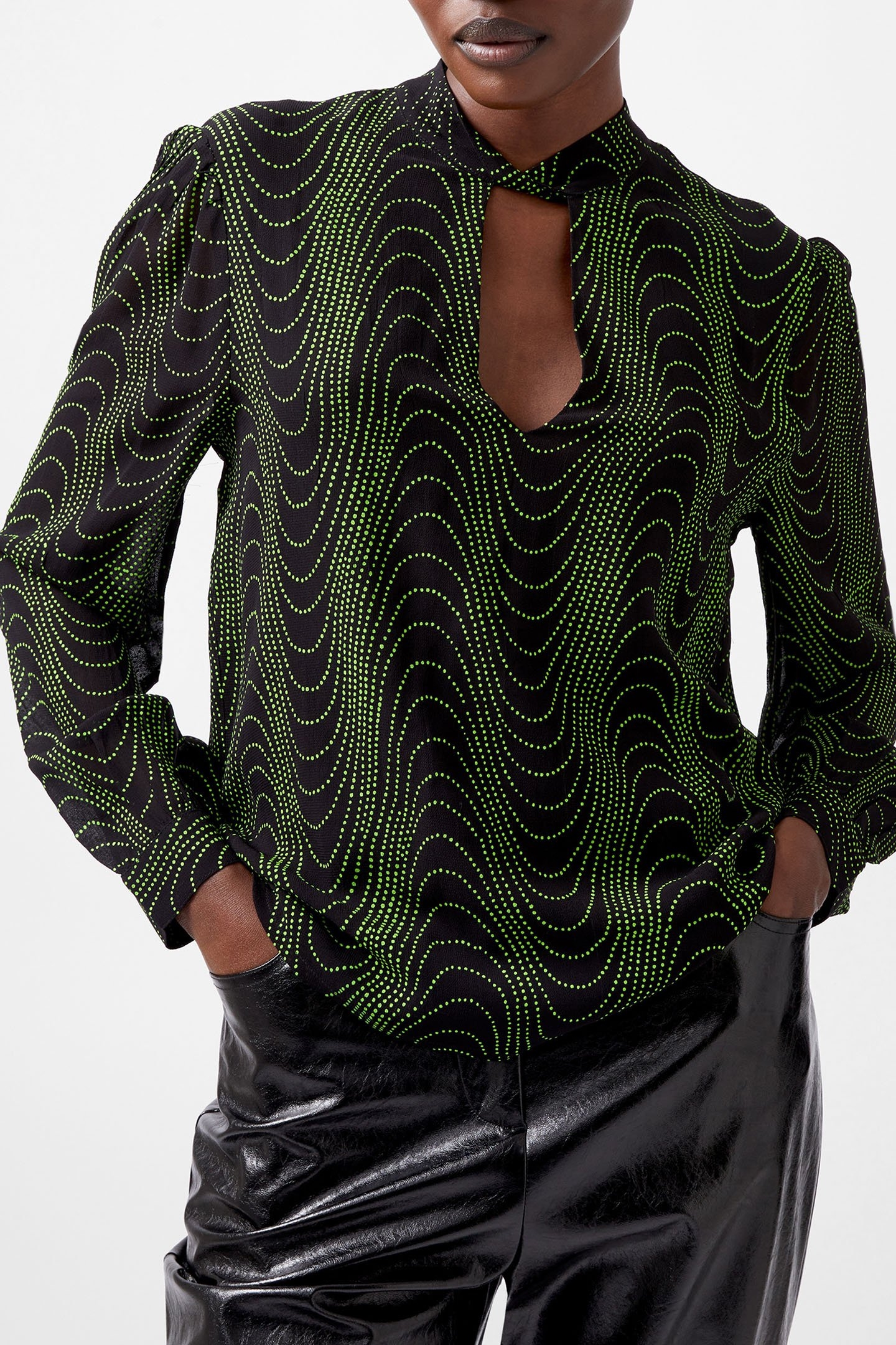 GRACE ALOHI LUREX LS BLOUSE BLACKOUT/VIVID GREEN 1