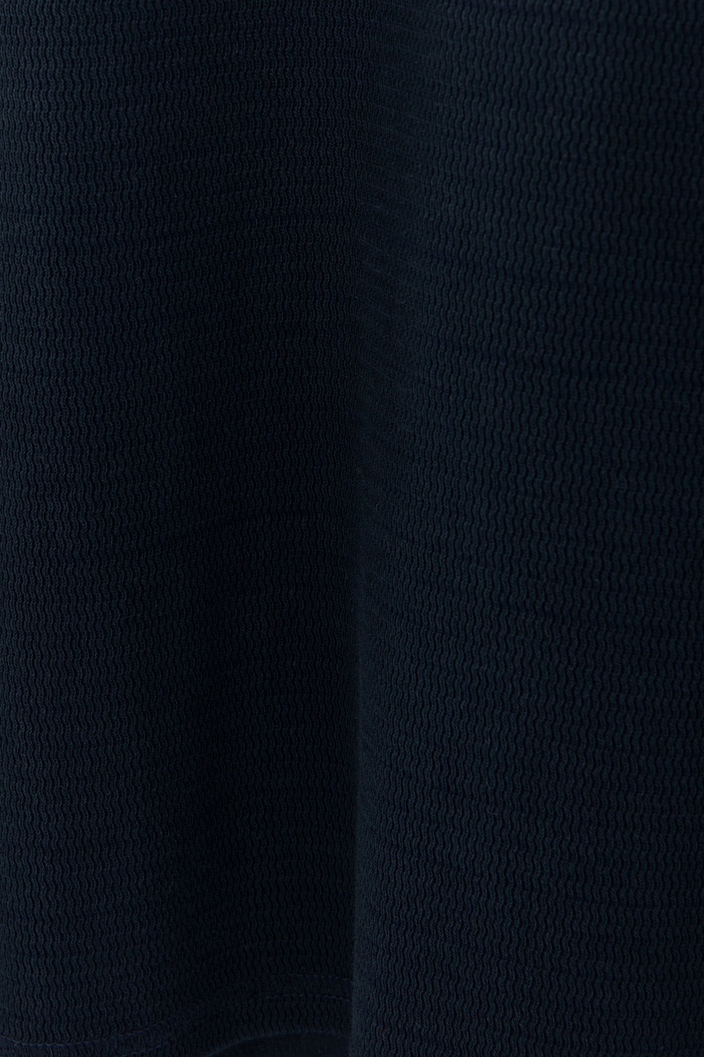 NAVY EMBOSSED MESH T-SHIRT 7