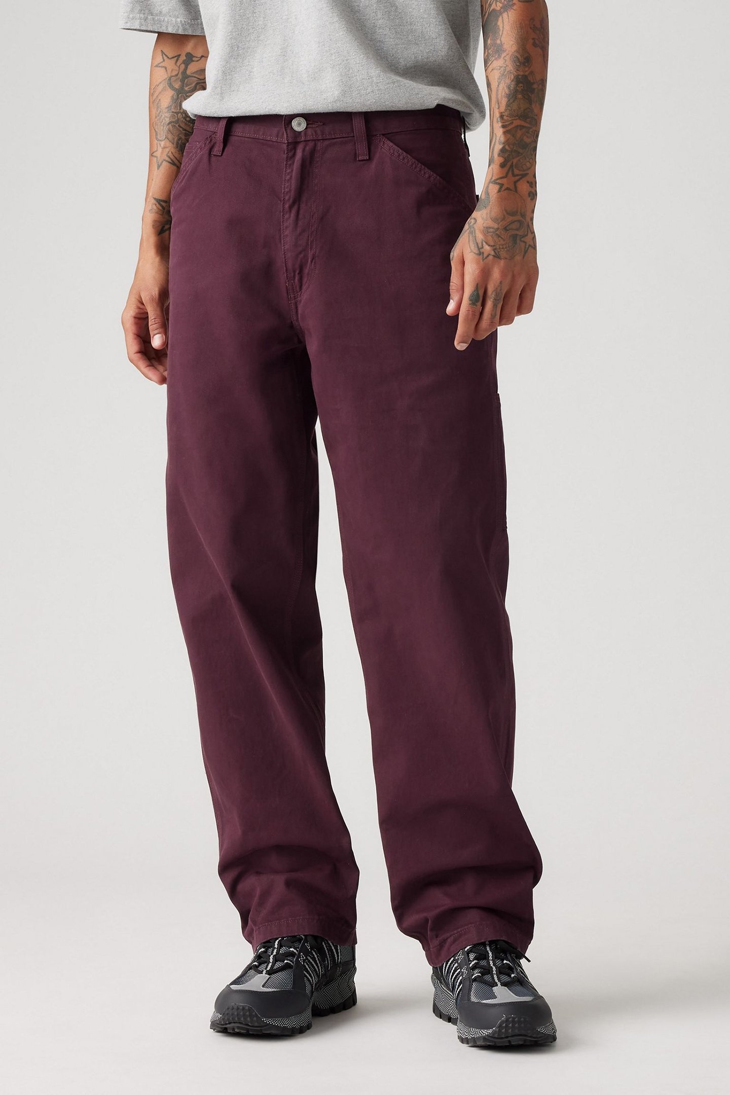 568 LOOSE STRT CARPENTER DEEP BURGUNDY 1