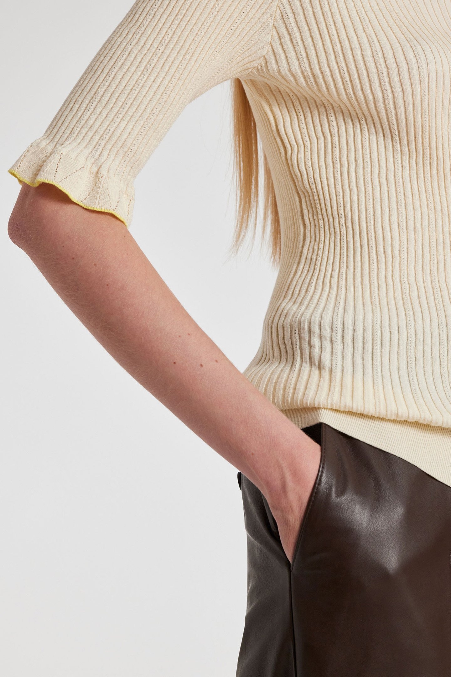 KNITTED SWEATER SS SCOOP NECK OFF WHITE 6