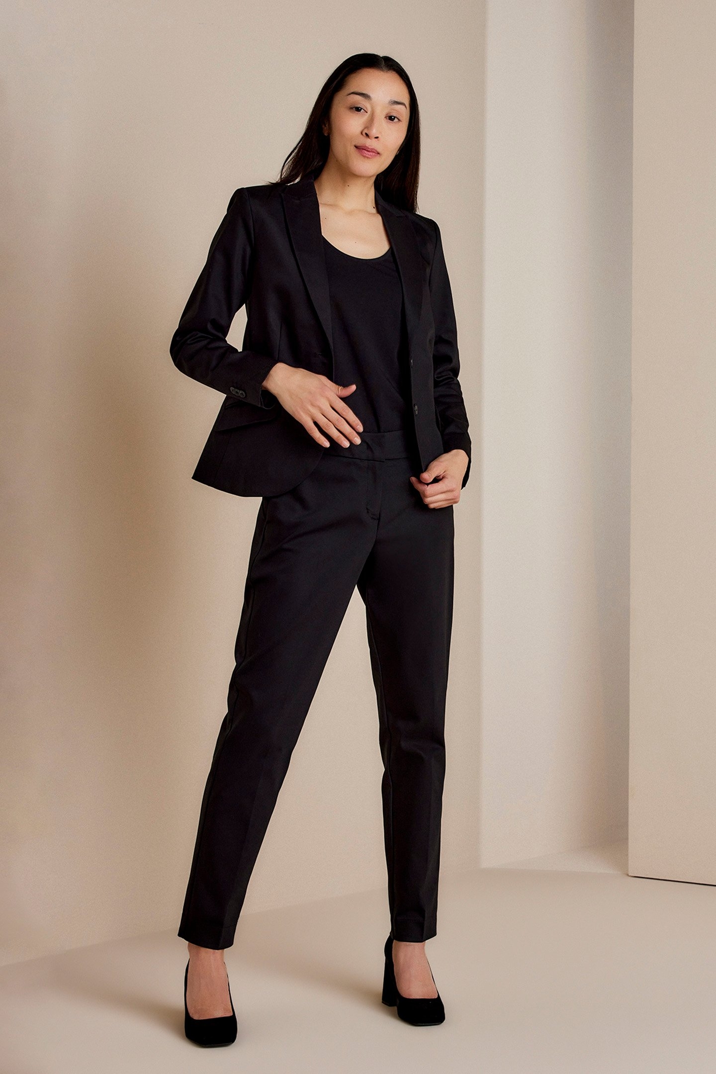 BLAZER CLASSIC STRETCH (1S100) BLACKS 3