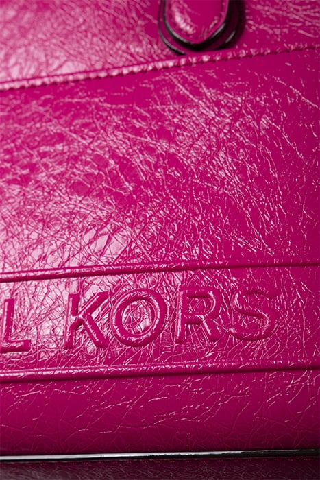 SMALL MESSENGER BAG IN PINK 4