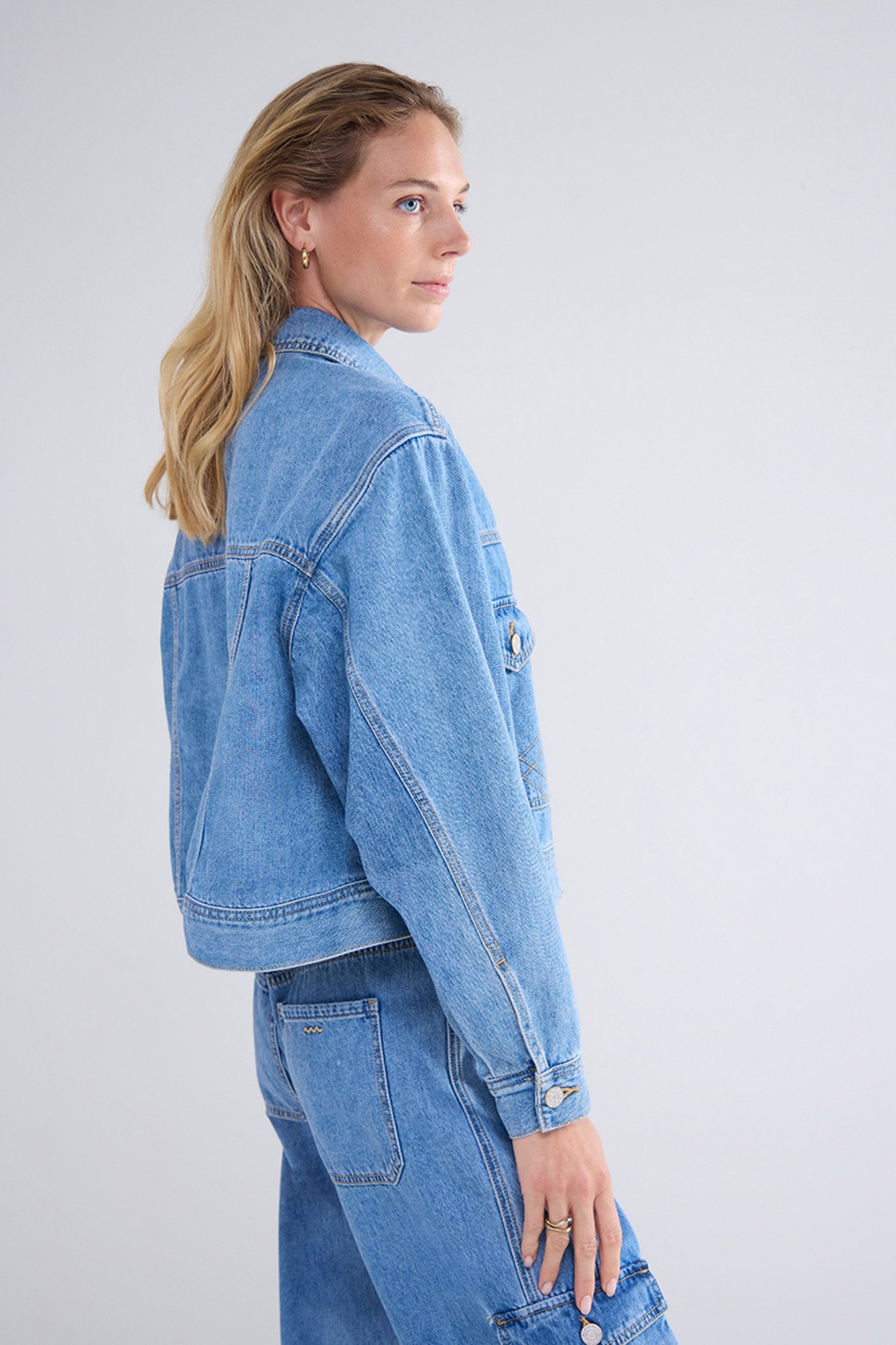 BOXY DENIM JACKET BLUES 4