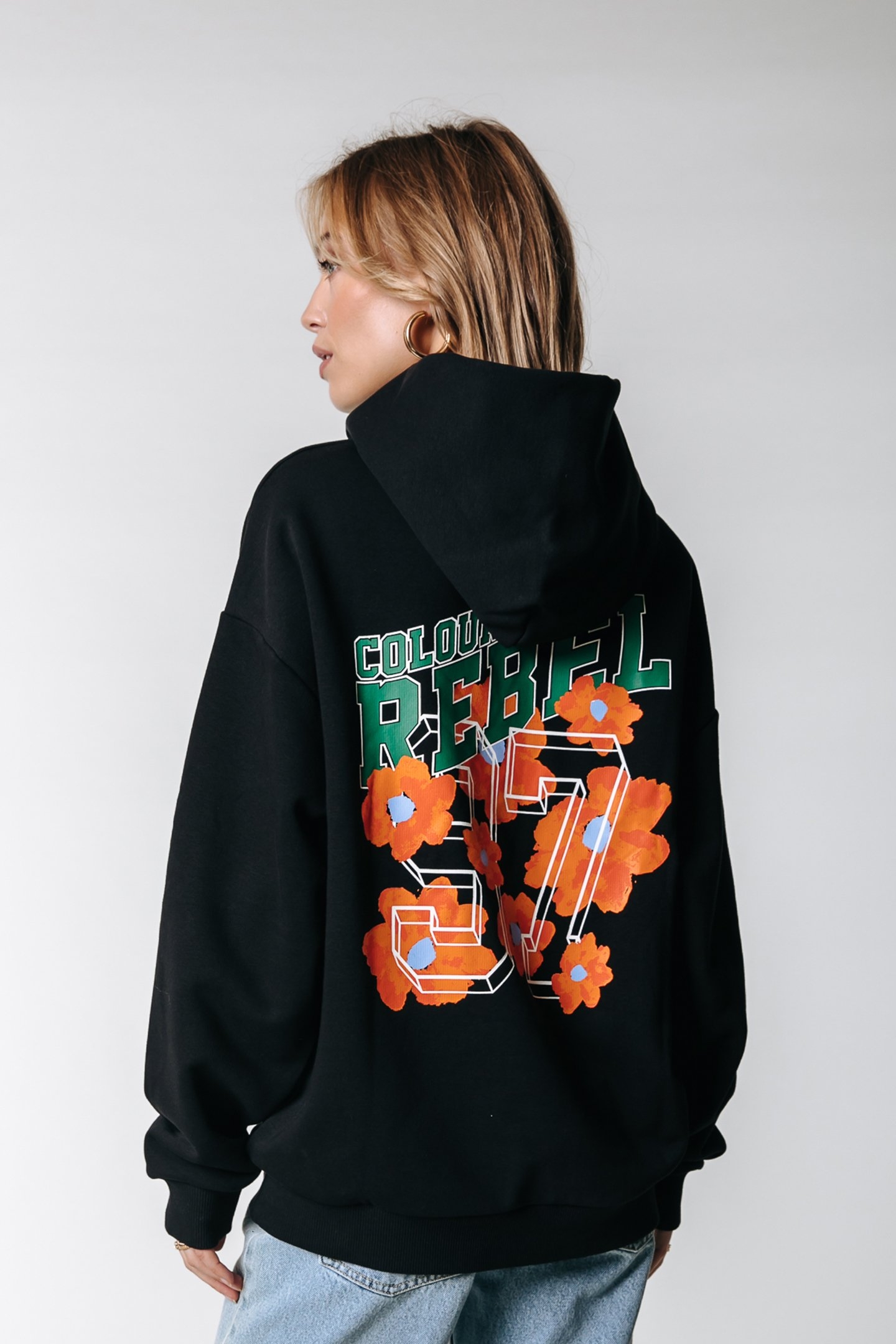 AQUA FLOWERS OVERSIZED HOODIE BLACK 2