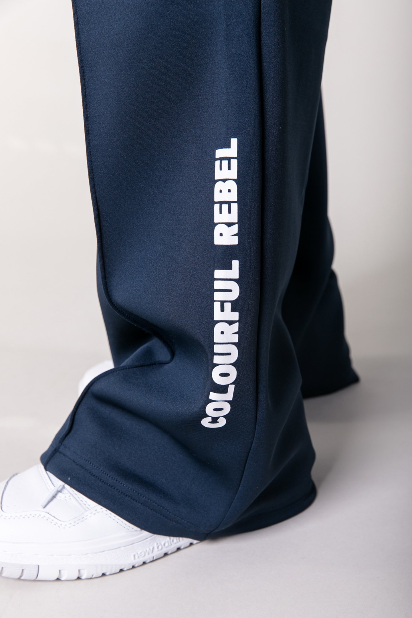 JIBY PINTUCK STRAIGHT PANTS DARK BLUE 4