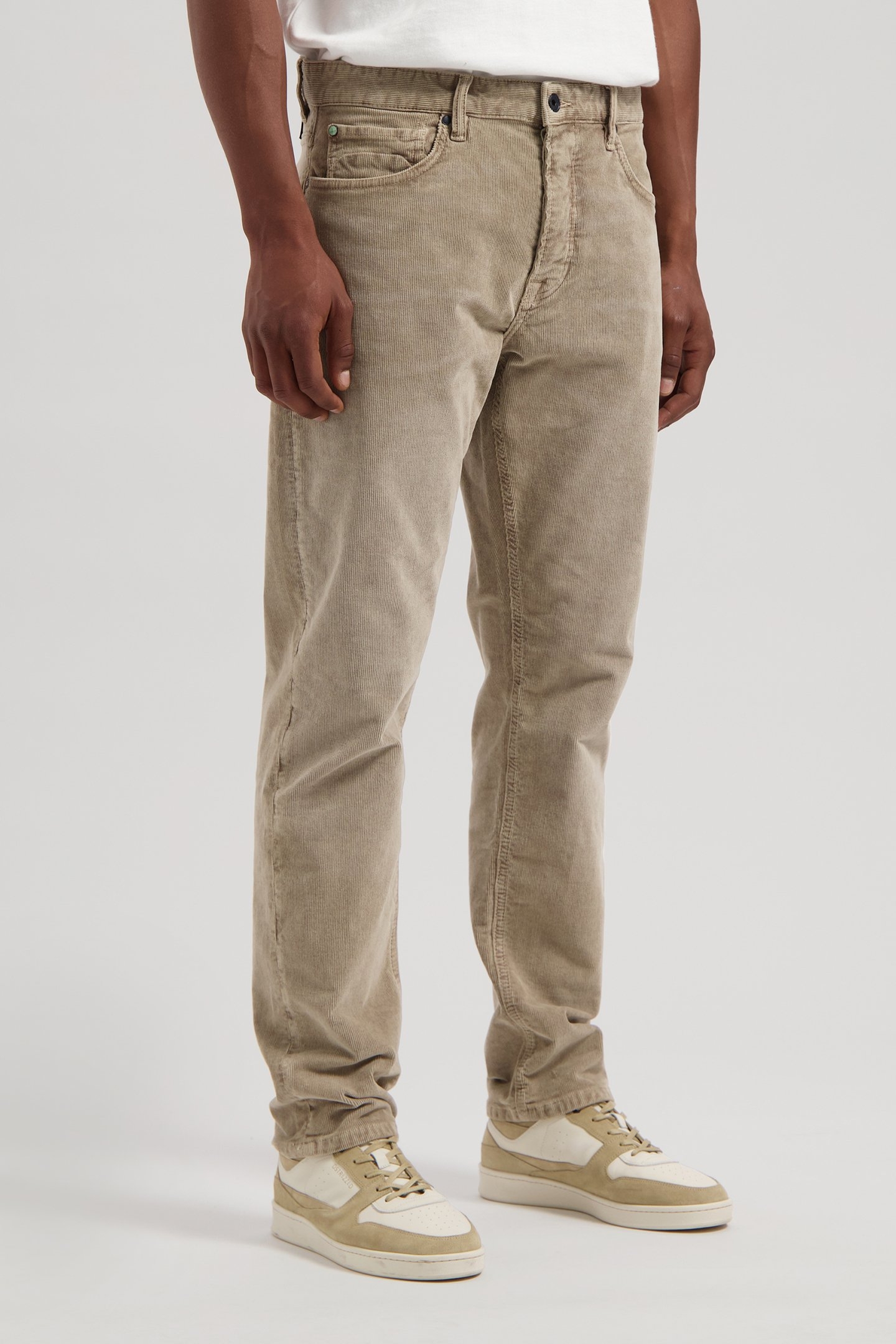 DS_GENT D FADED RIBCORD DRIFT WOOD 5