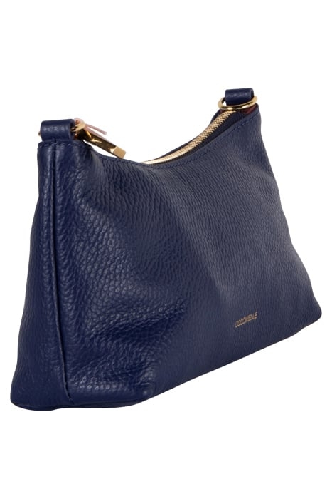 SHOULDER CHAIN BAG IN GRAINED LEATHER 5