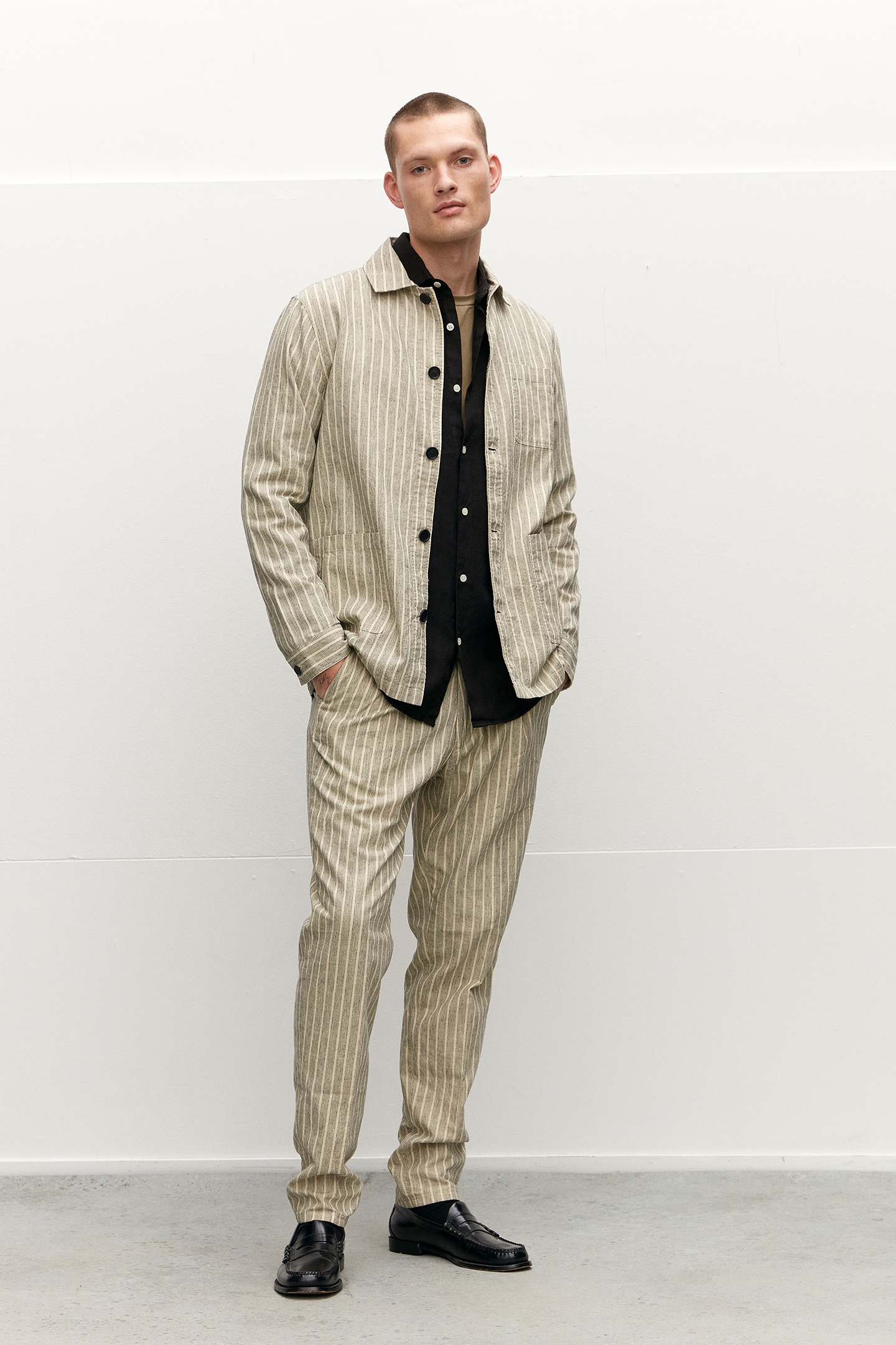 JELIN JACKETS OFF WHITE BLACK 2