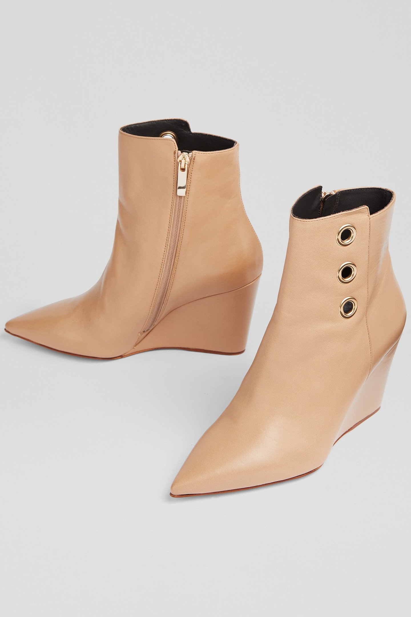 AB BRIE WEDGE BOOT BEIGE 3