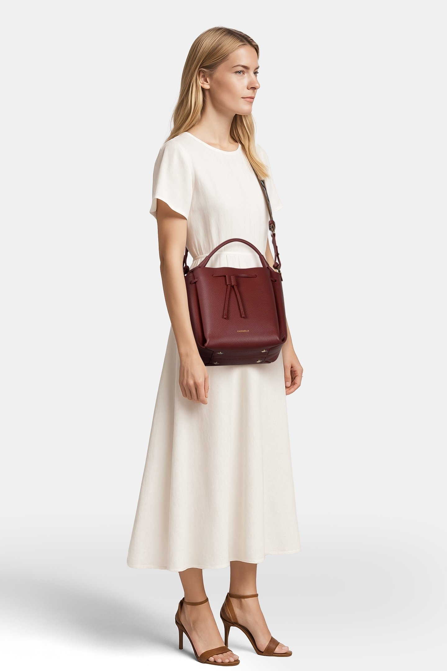 GRAINED LEATHER BAG 1