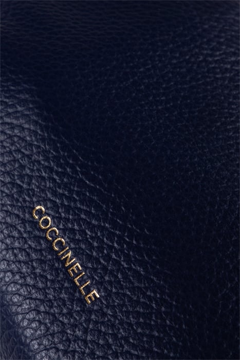 SHOULDER CHAIN BAG IN GRAINED LEATHER 6