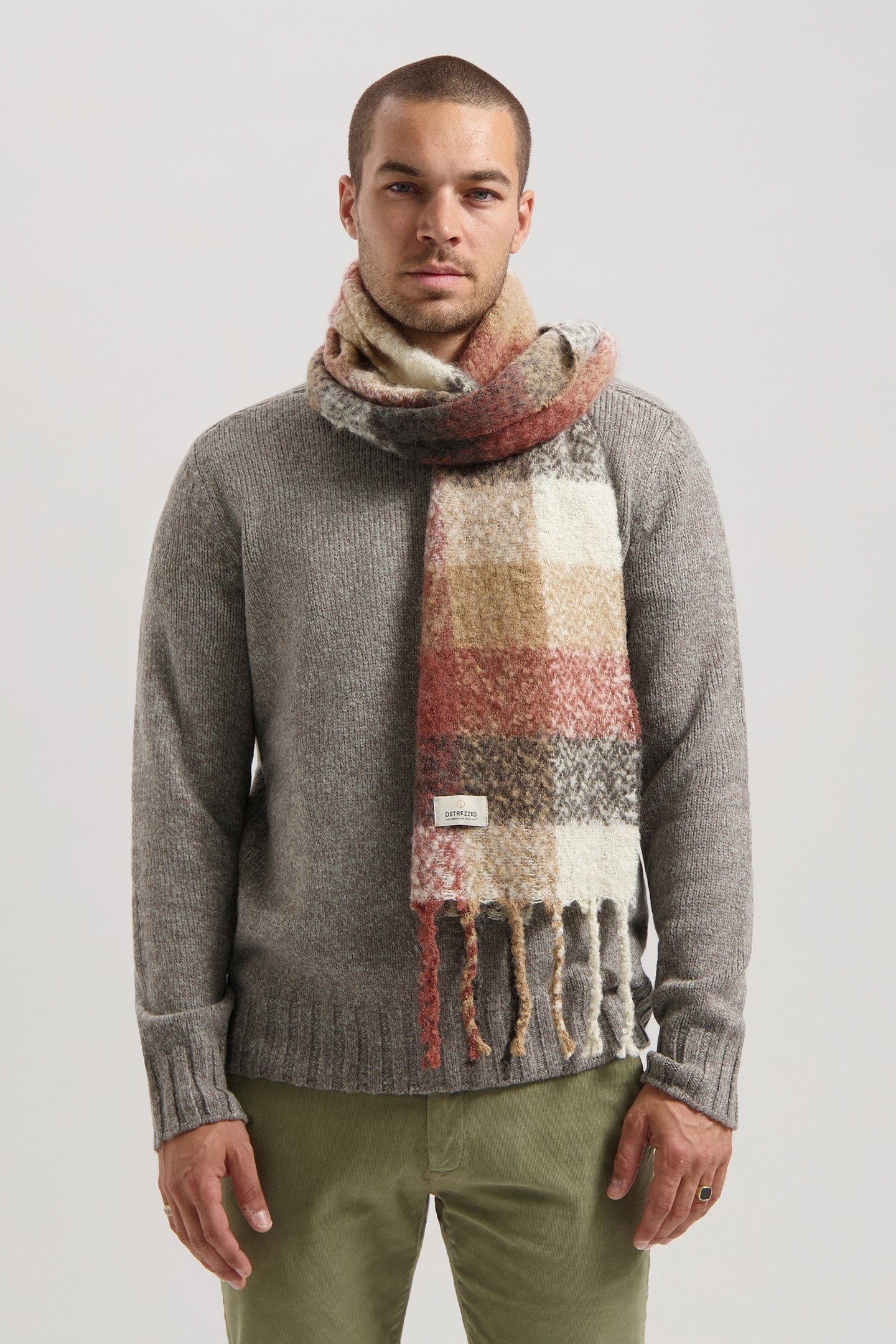 DS_BIG BLOCK CHECK SHAWL RAVEN 3