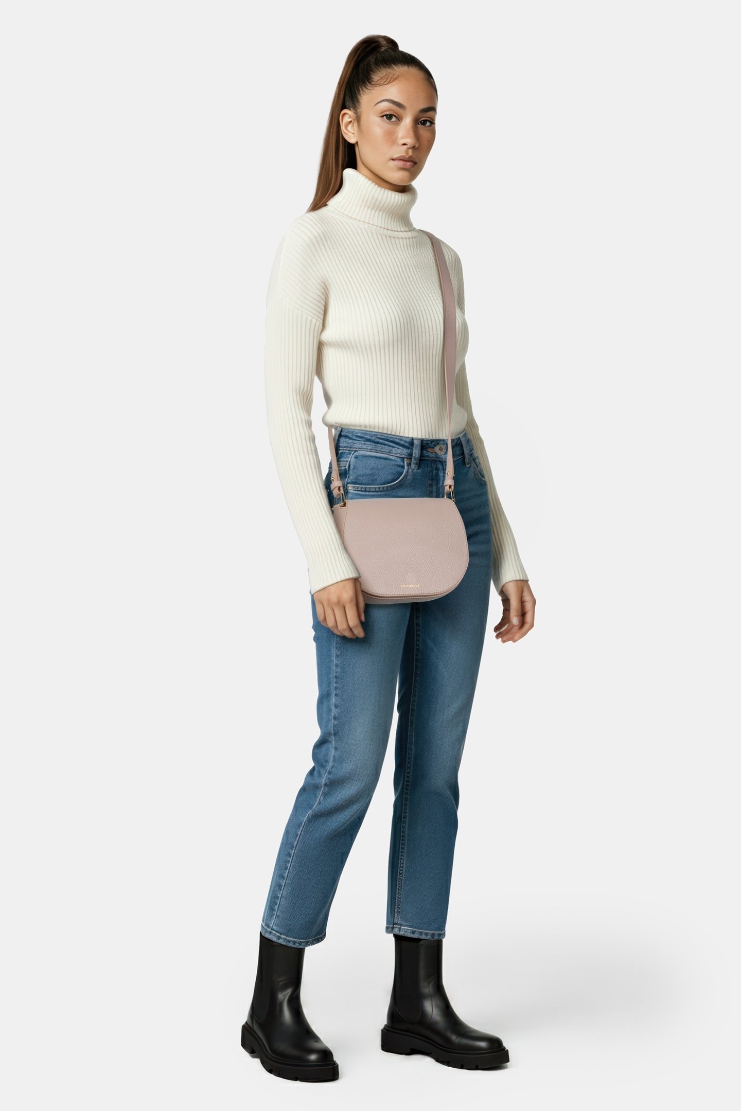 MINI CROSS BODY IN GRAINED LEATHER 1