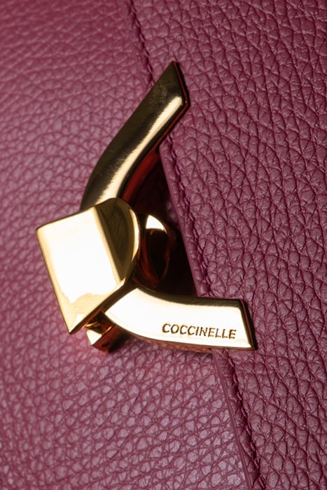 CROSS BODY BAG IN GRAINED LEATHER 5