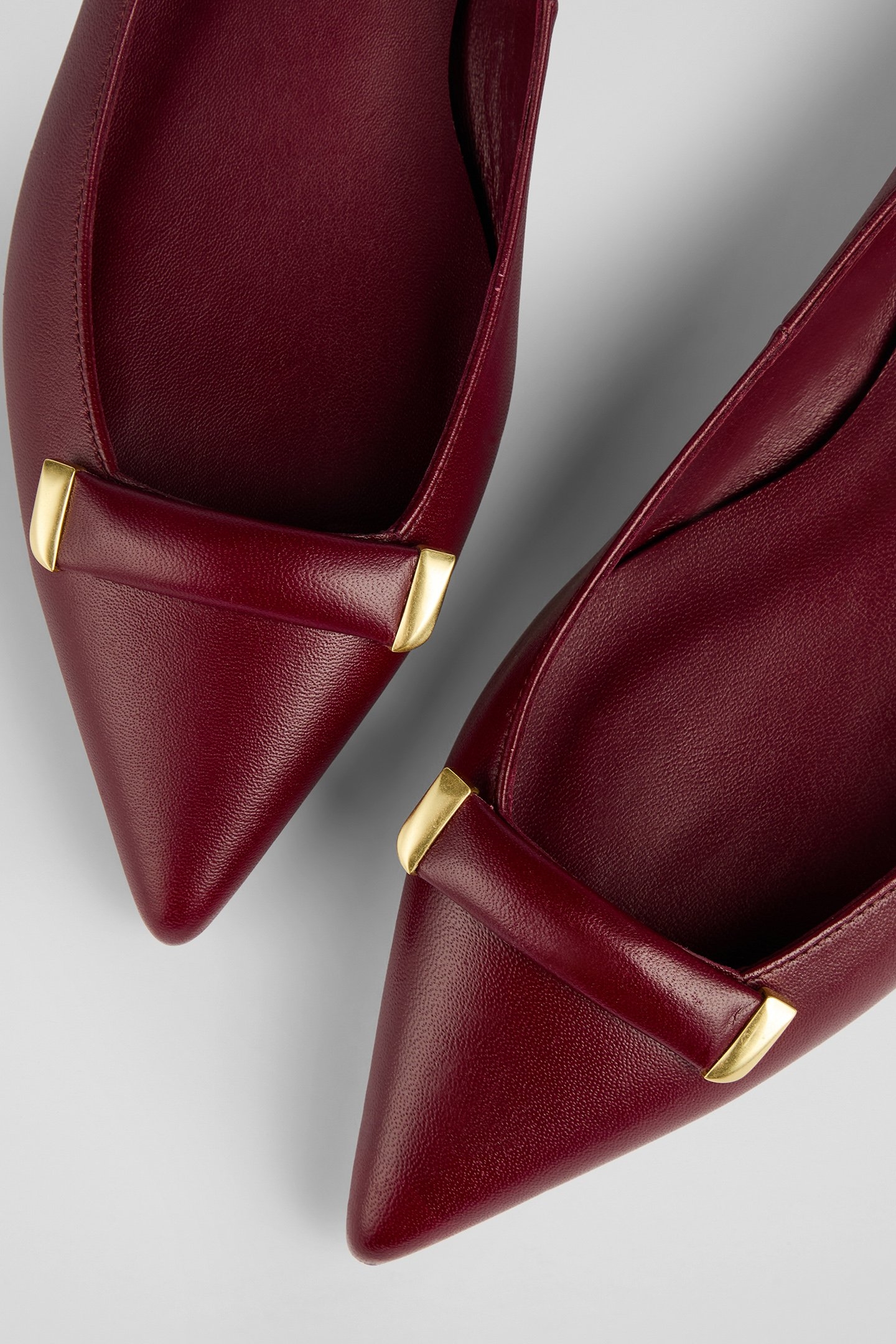 FL BLAIR BAR TRIM FLAT MAROON 4