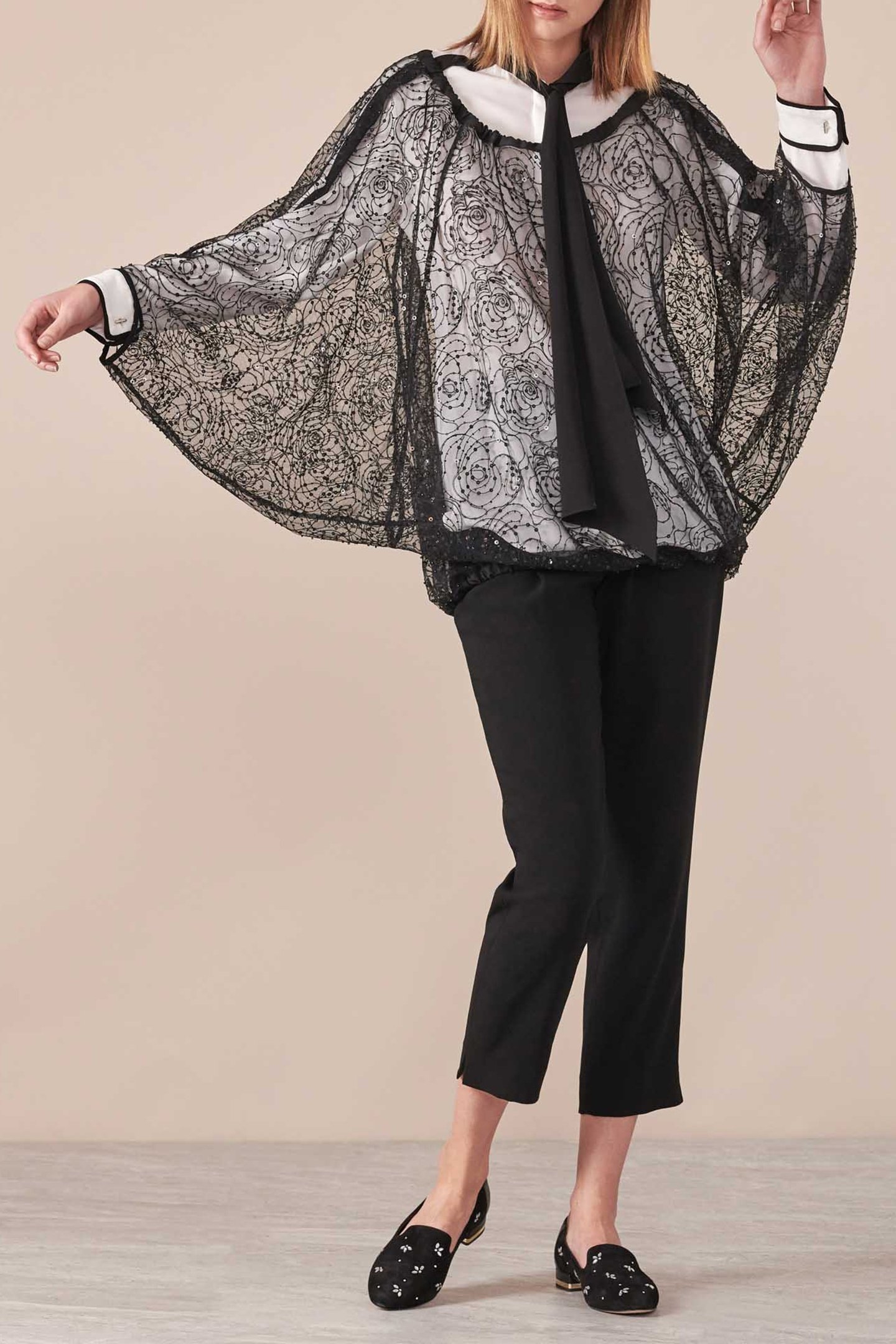 LOGANE BLOUSE BLACK 3