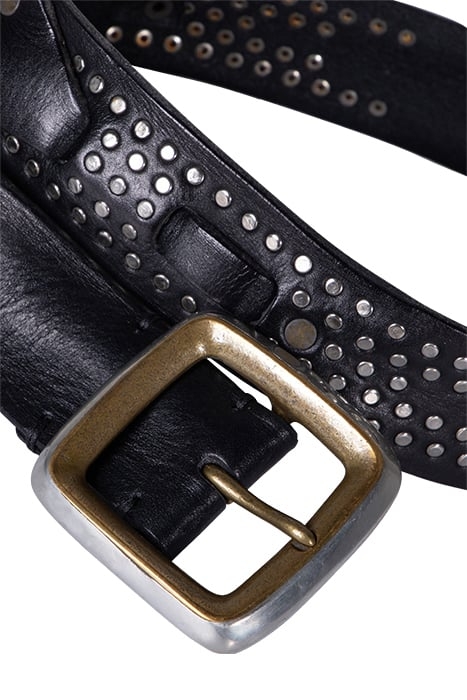 38MM - DOYER STUDDED BLACK 3