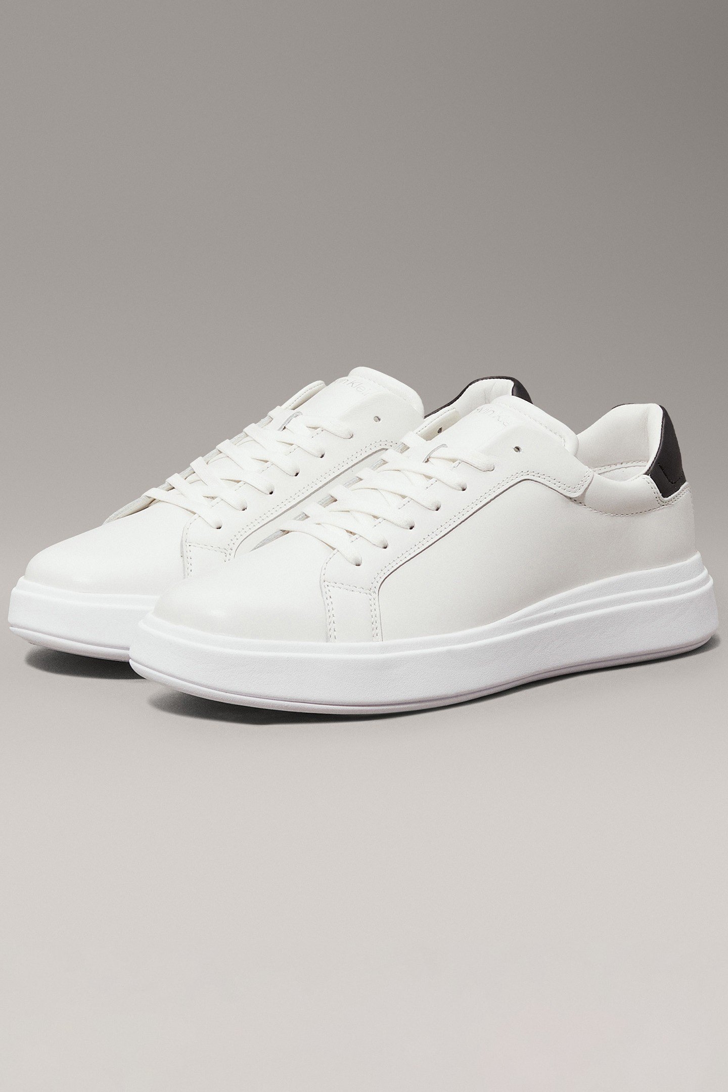 LOW TOP LACE UP LEATHER WHITE/BLACK 2