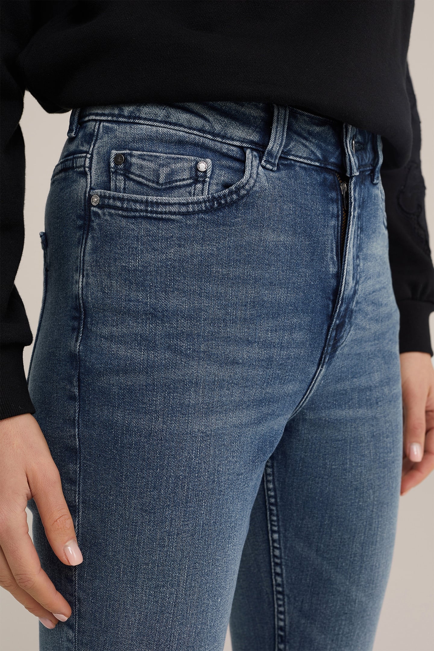 5-POCKET HIGH WAIST GREYISH BLUE 5