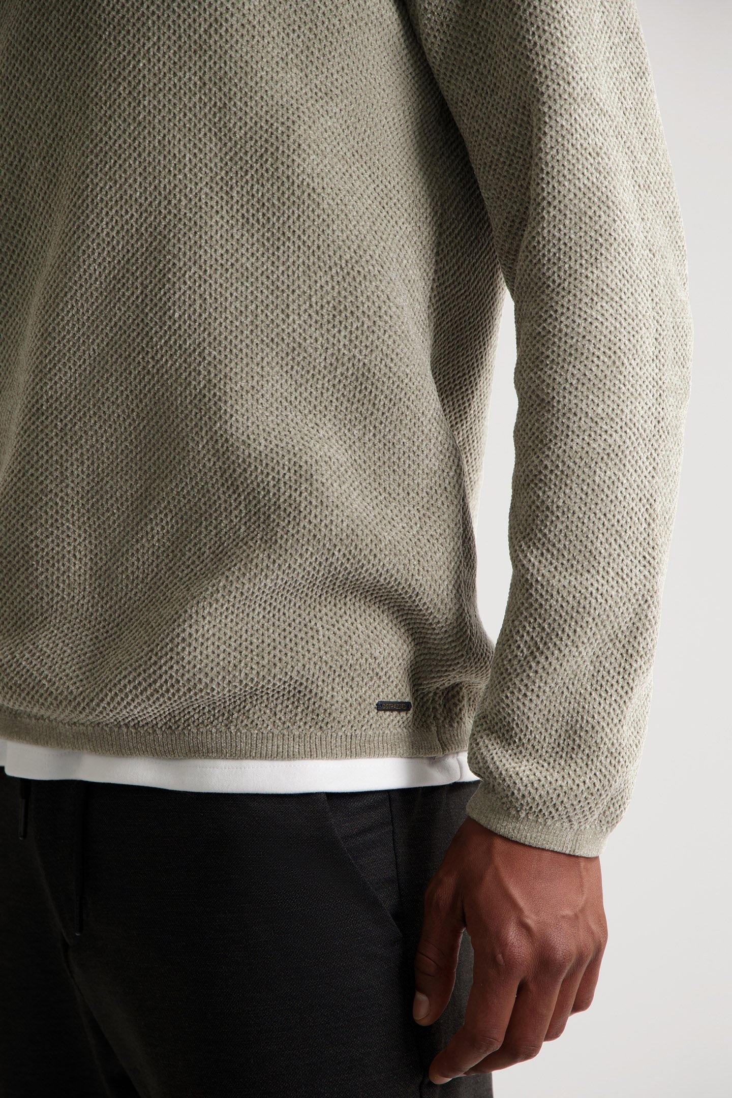 DS_CHENILLE KNIT CREWNECK ELEPHANT SKIN 5