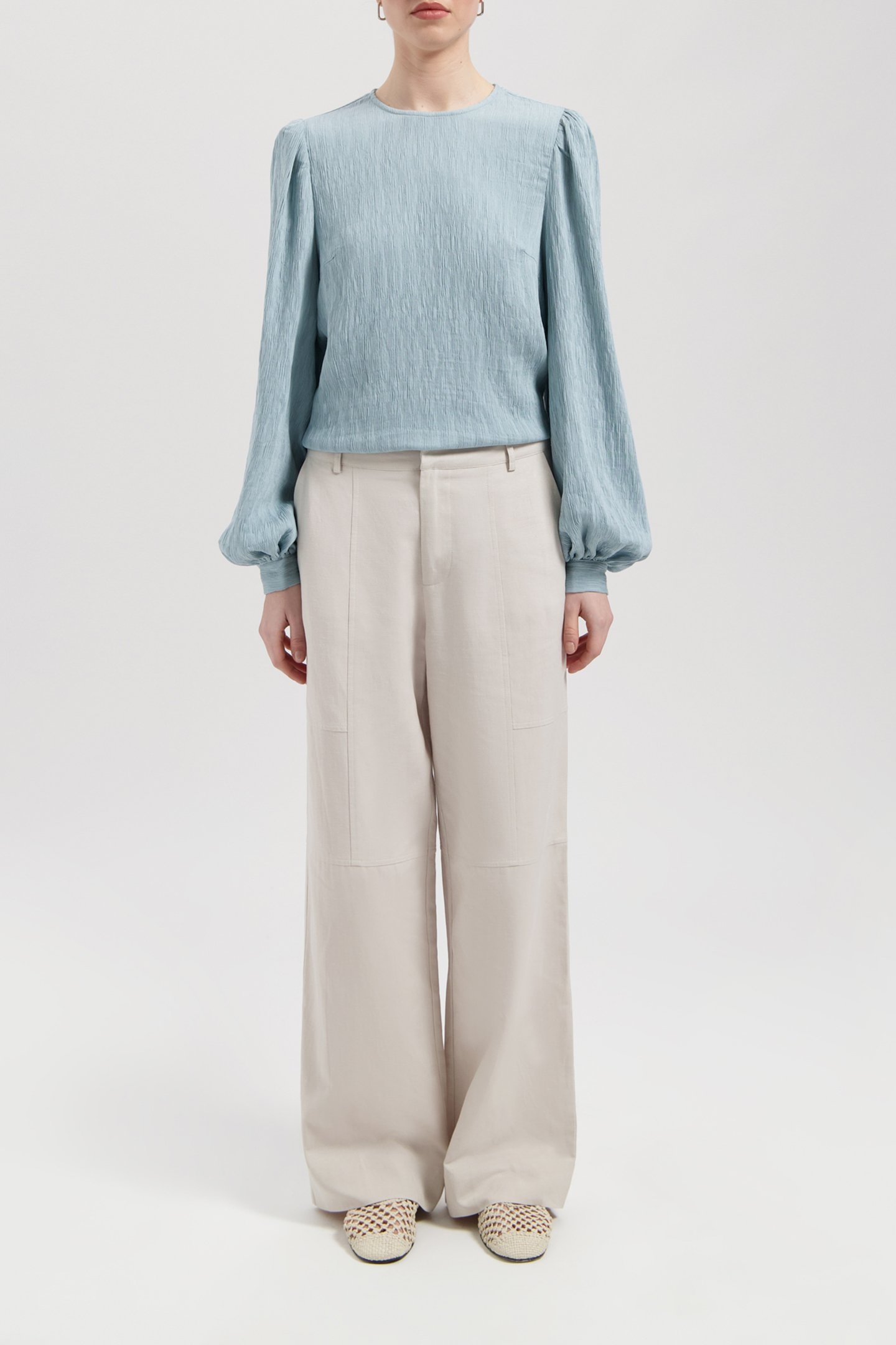 NOUS SOMMES LABELS – LYDIE BLOUSE LIGHT BLUE 2