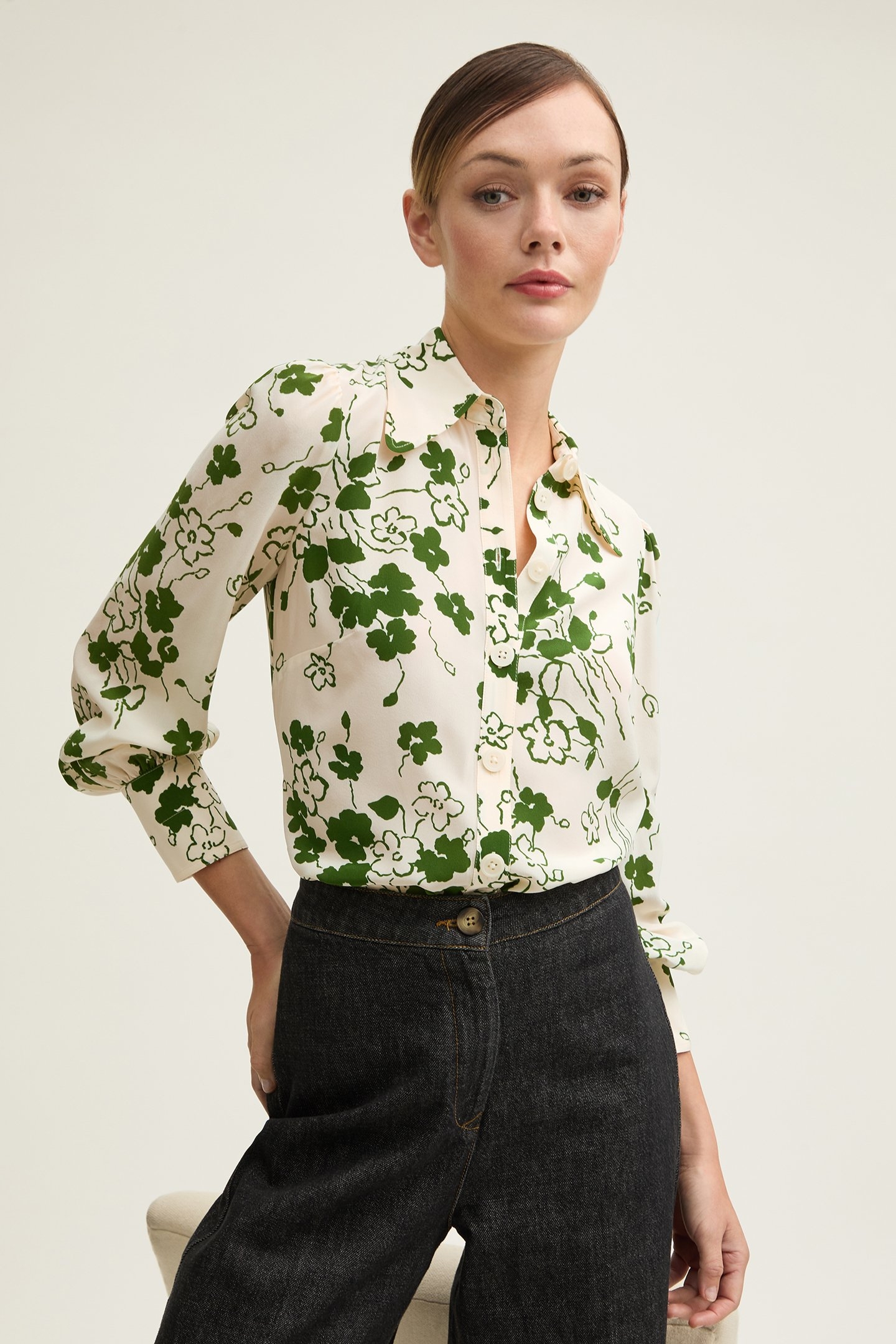 TW SONYA FLOWER BLOUSE GREEN 1