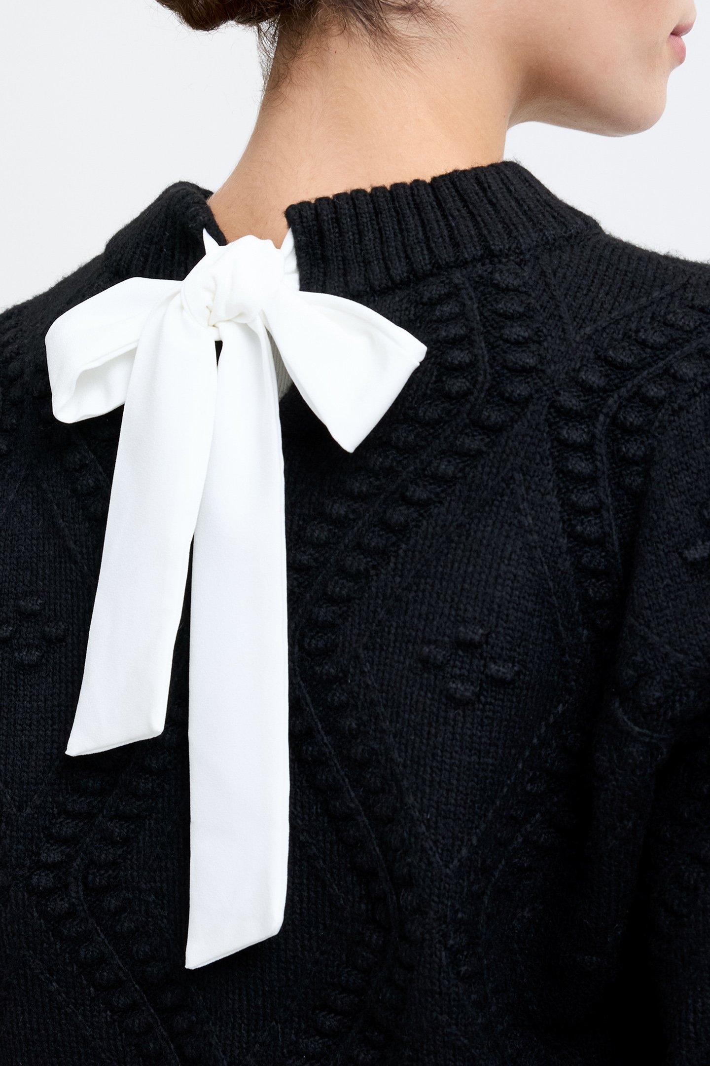 BOBBLE BOW JUMPER BLACKOUT/WHITE BOW 4
