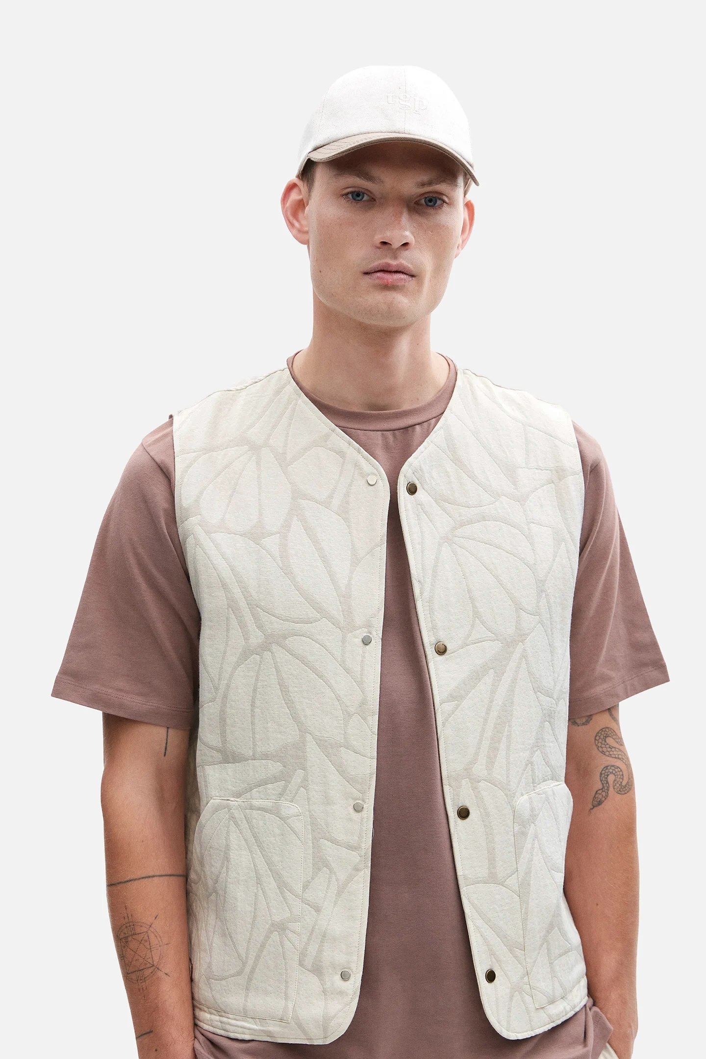 JBODY JACKETS OFF WHITE 1