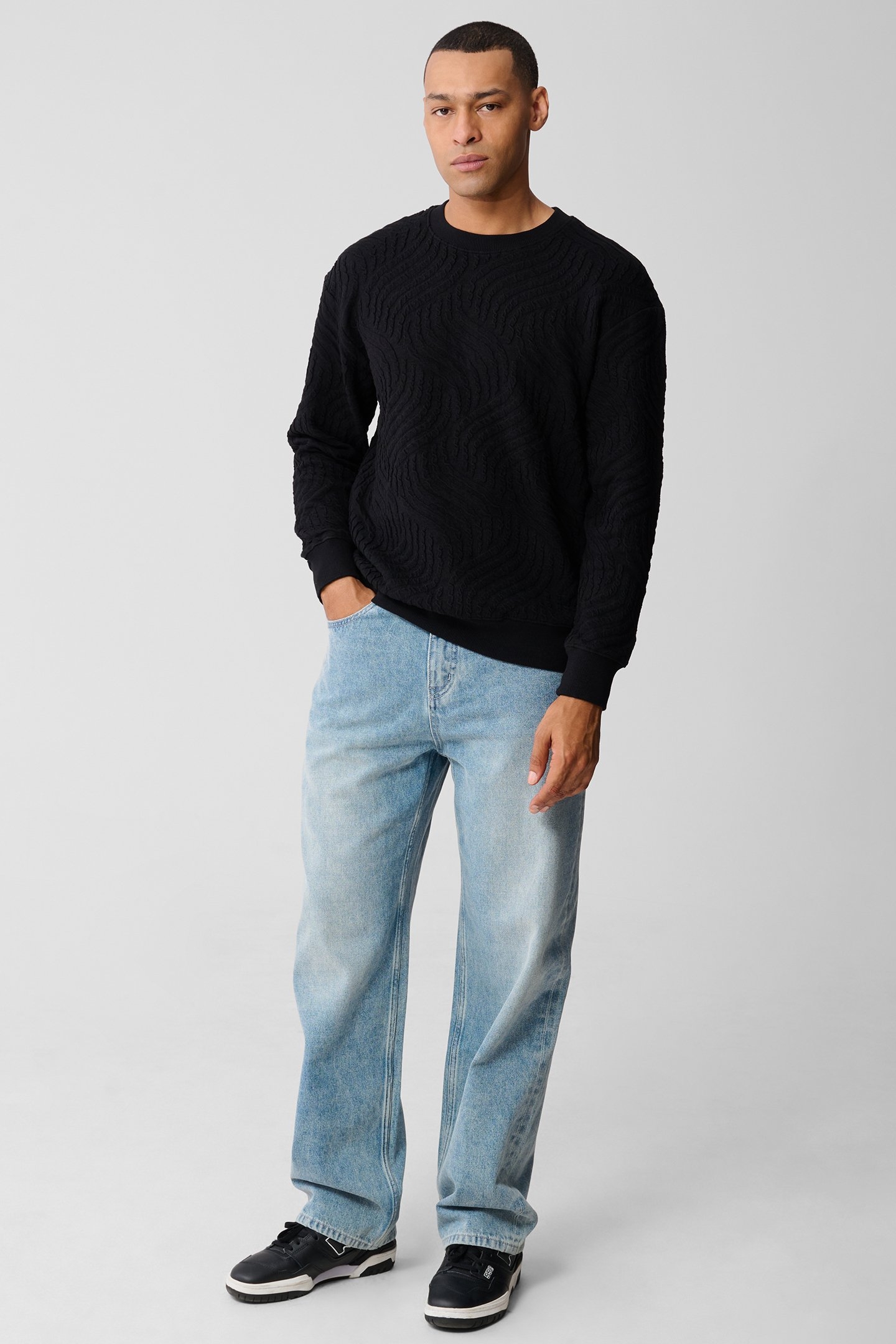 SBWAVE STRUCTURE SWEAT BLACK 2