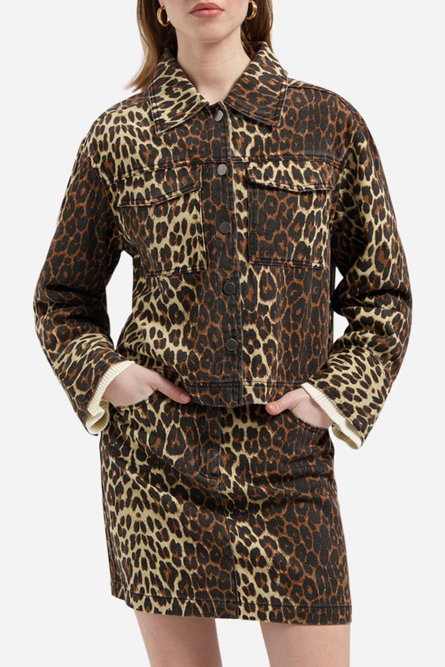 NOUS SOMMES LABELS – MAYA JACKET LEOPARD PRINT 1