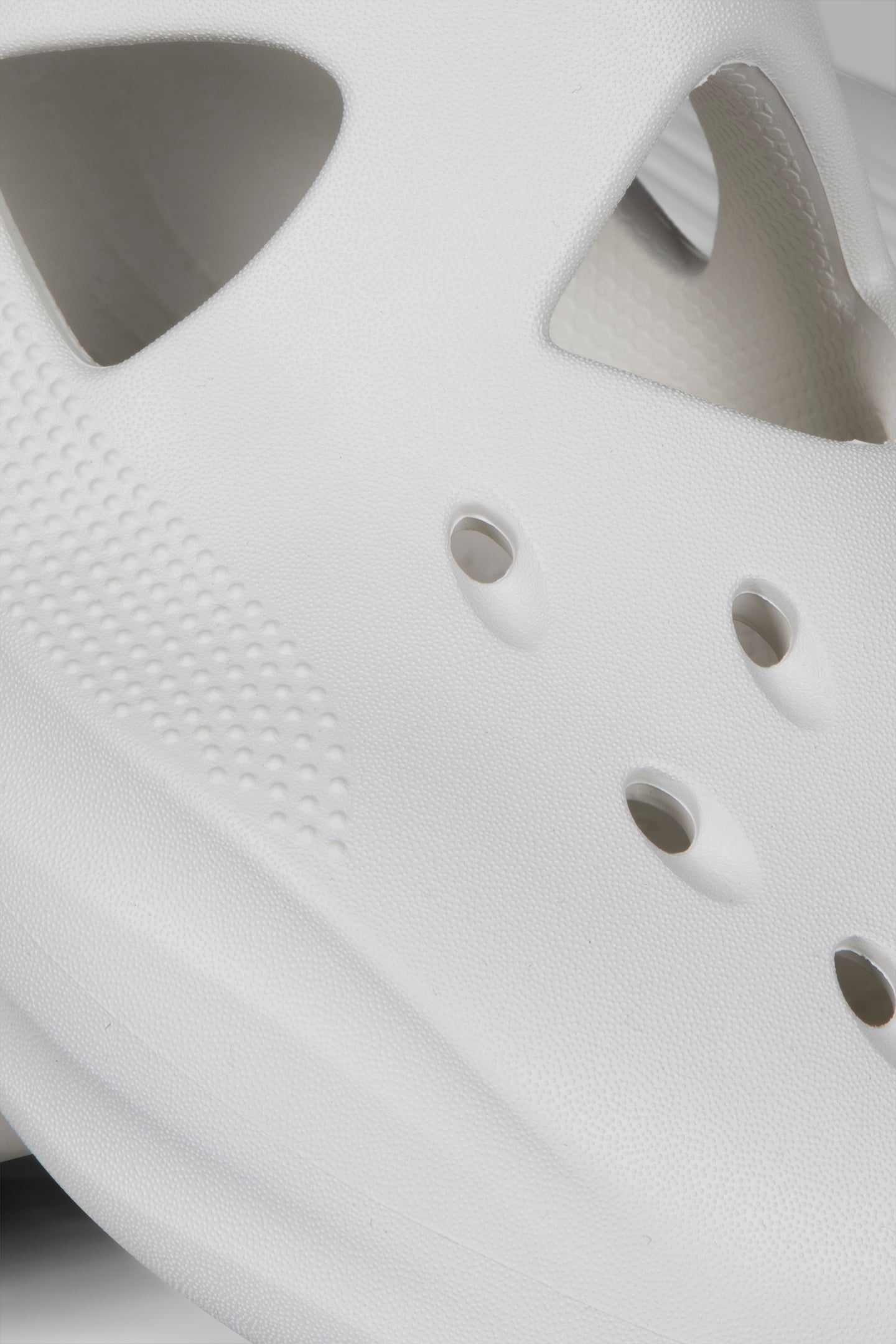 CROCS X DINGYUN ZHANG – DIFFUSER WHITE 4