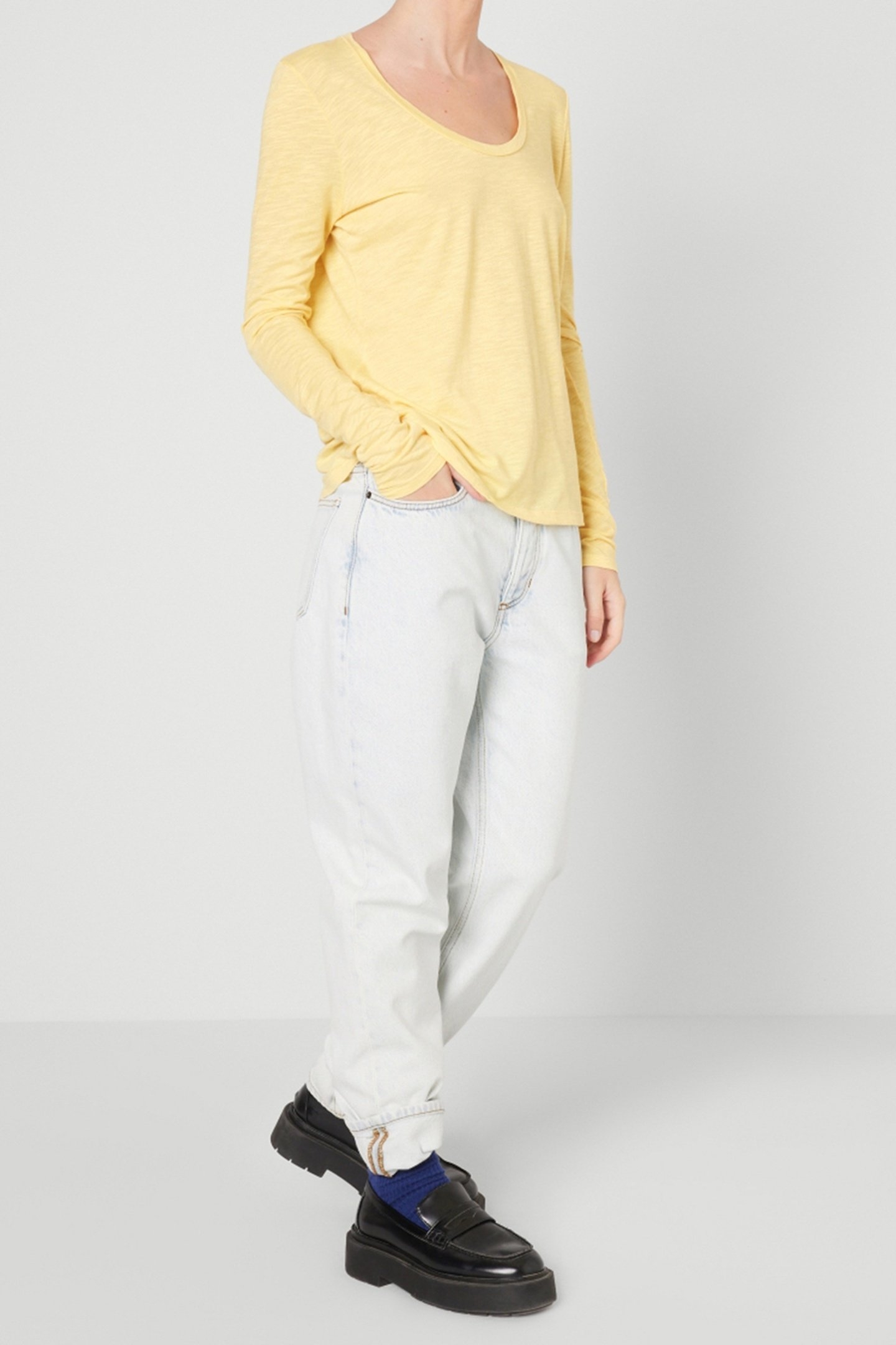 U-SHAPED NECK LONG-SLEEVED T-SHIRT 3