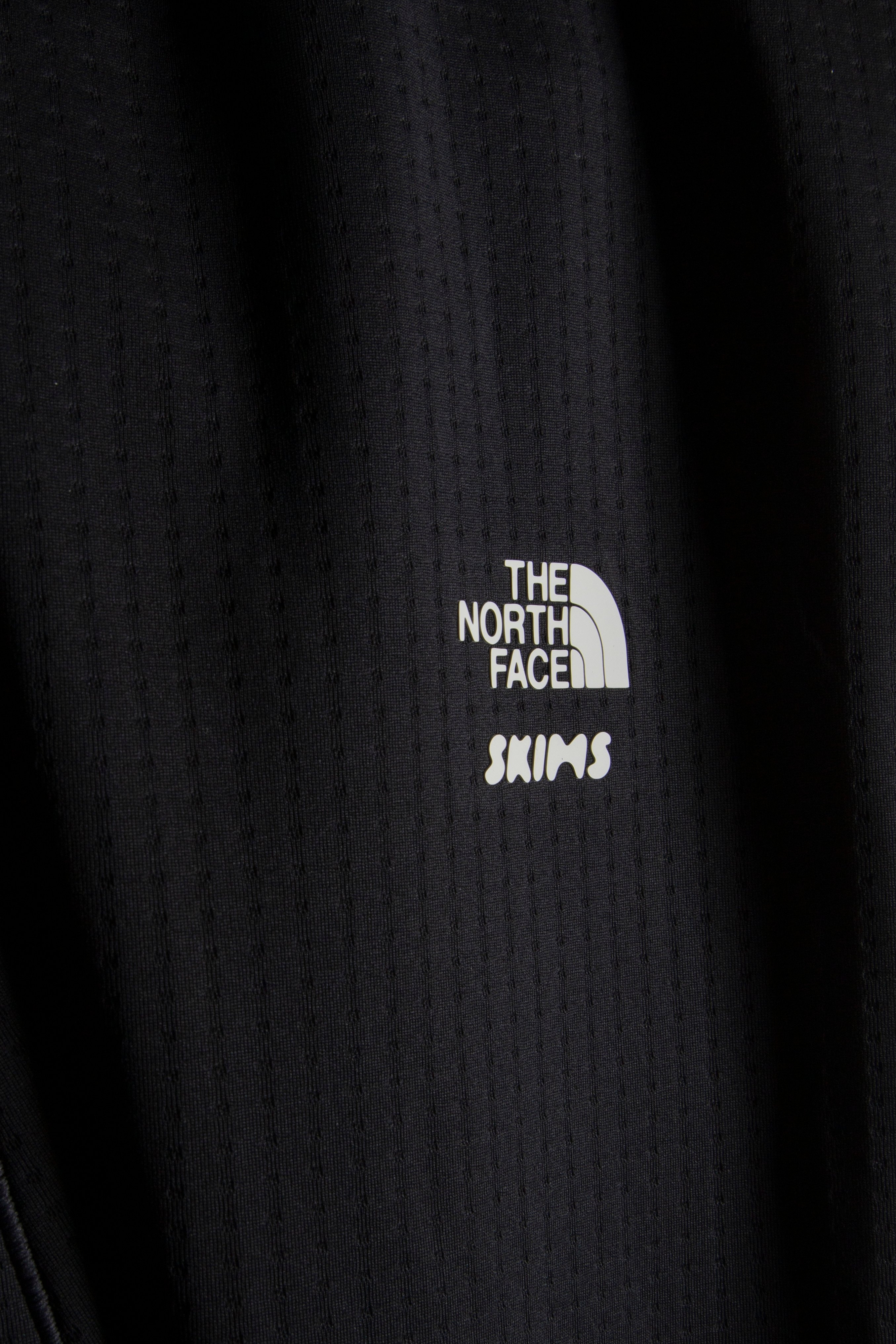 THE NORTH FACE X SKIMS – W DOTKNIT TIGHT 4
