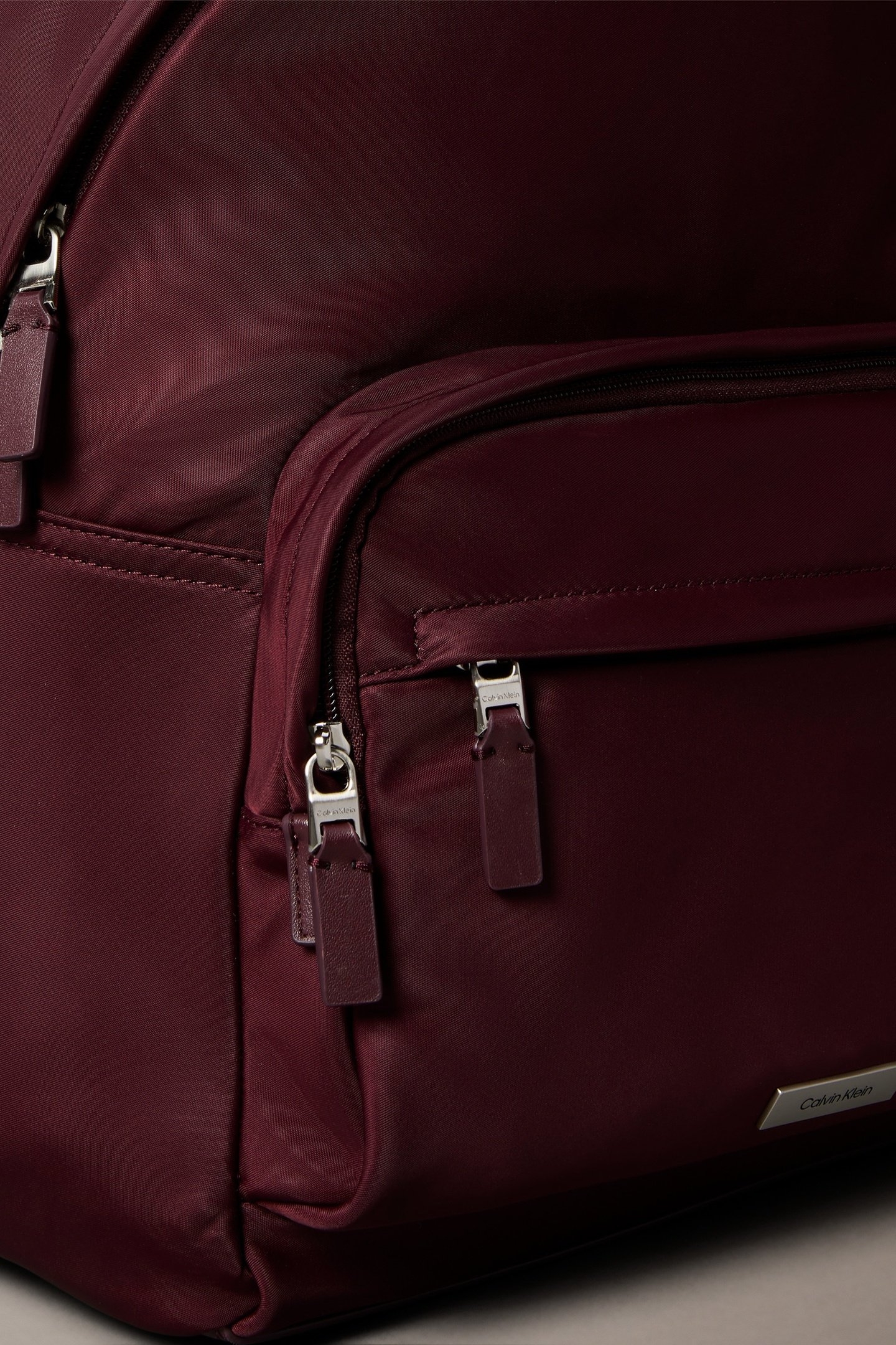 SLEEK ROUND BACKPACK DECADENT CHOCOLATE 6