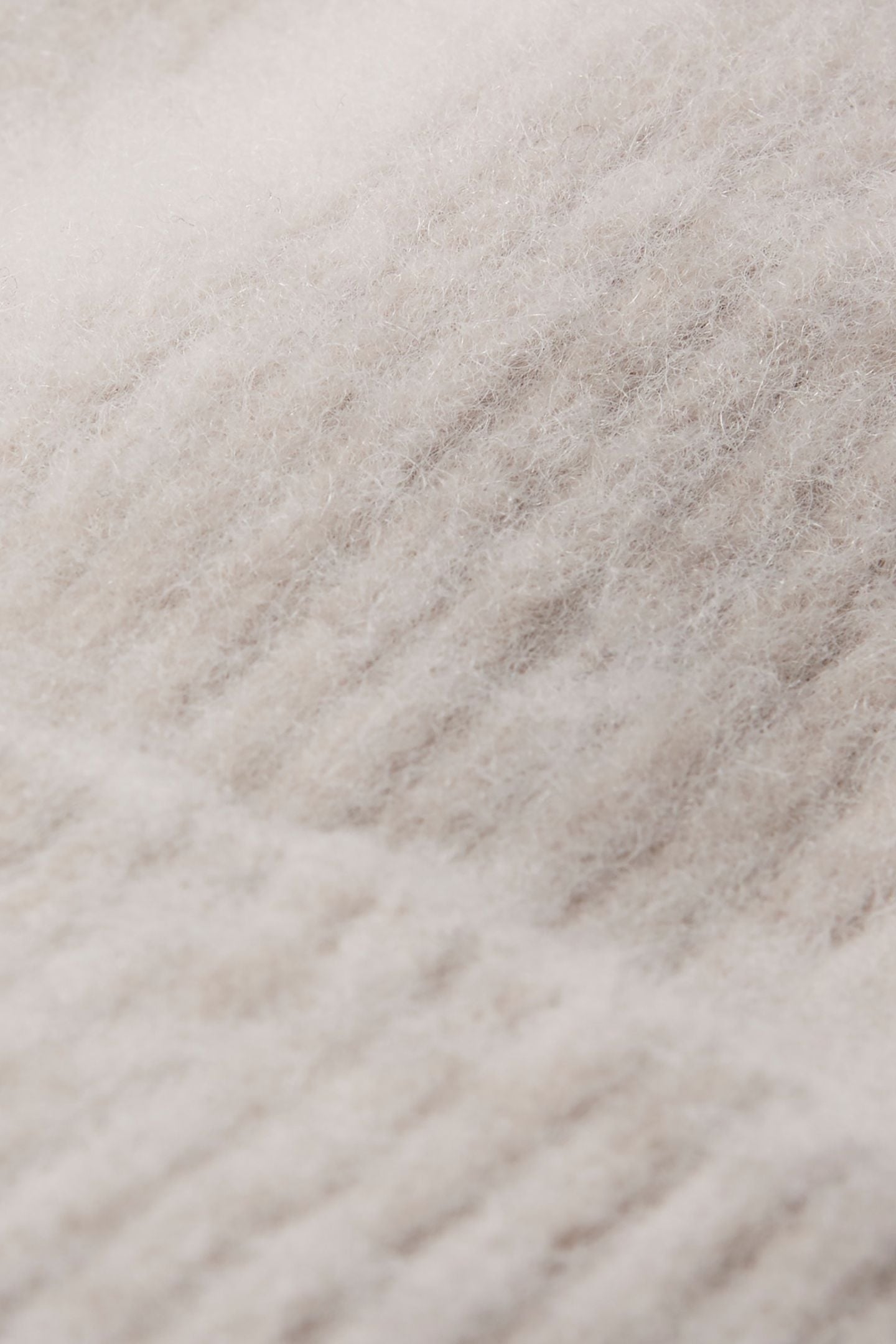 EMBLEM BRUSHED POMPO HAT CHATEAU GRAY 4