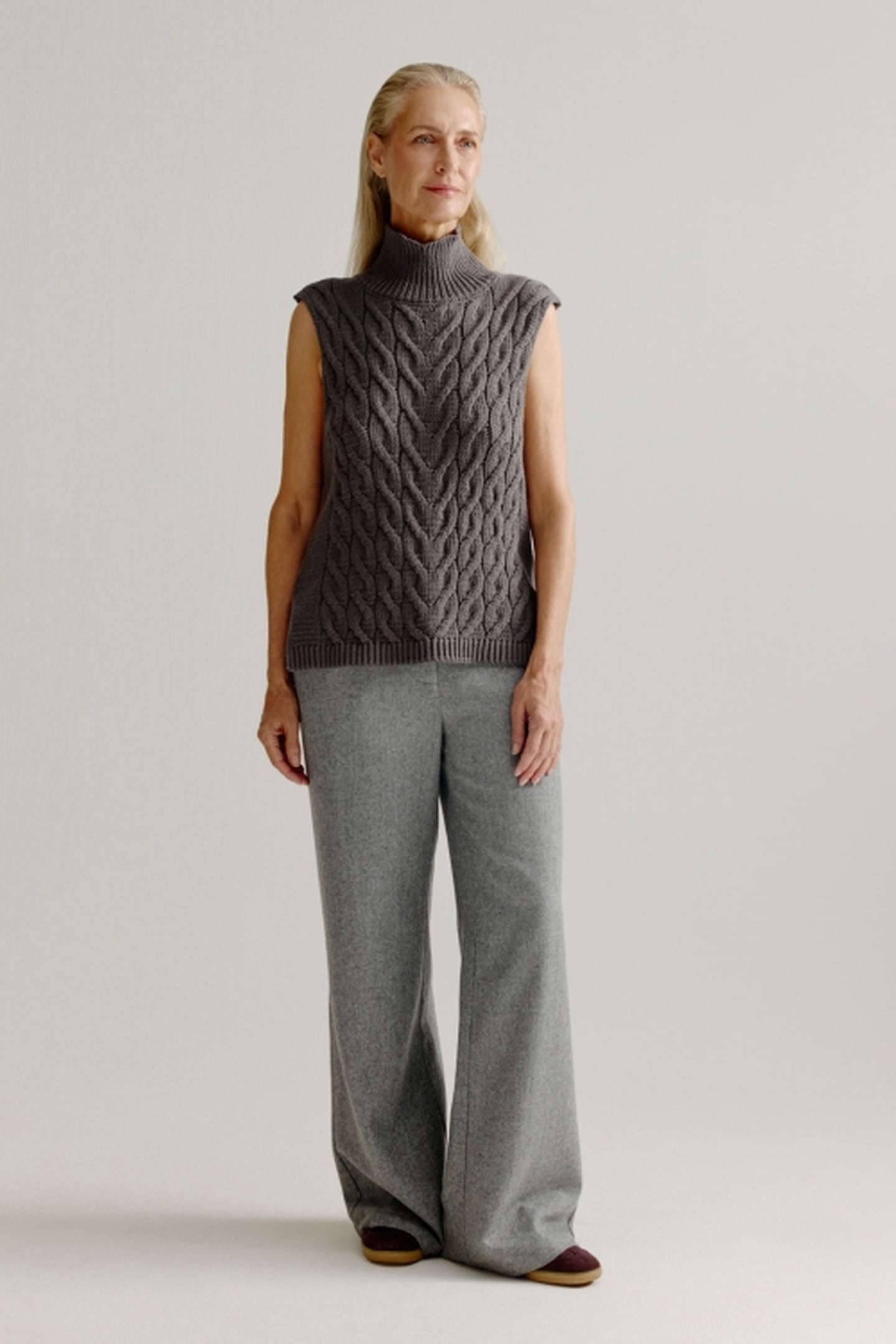 LIZZIE SPENCER ANTHRACITE 1