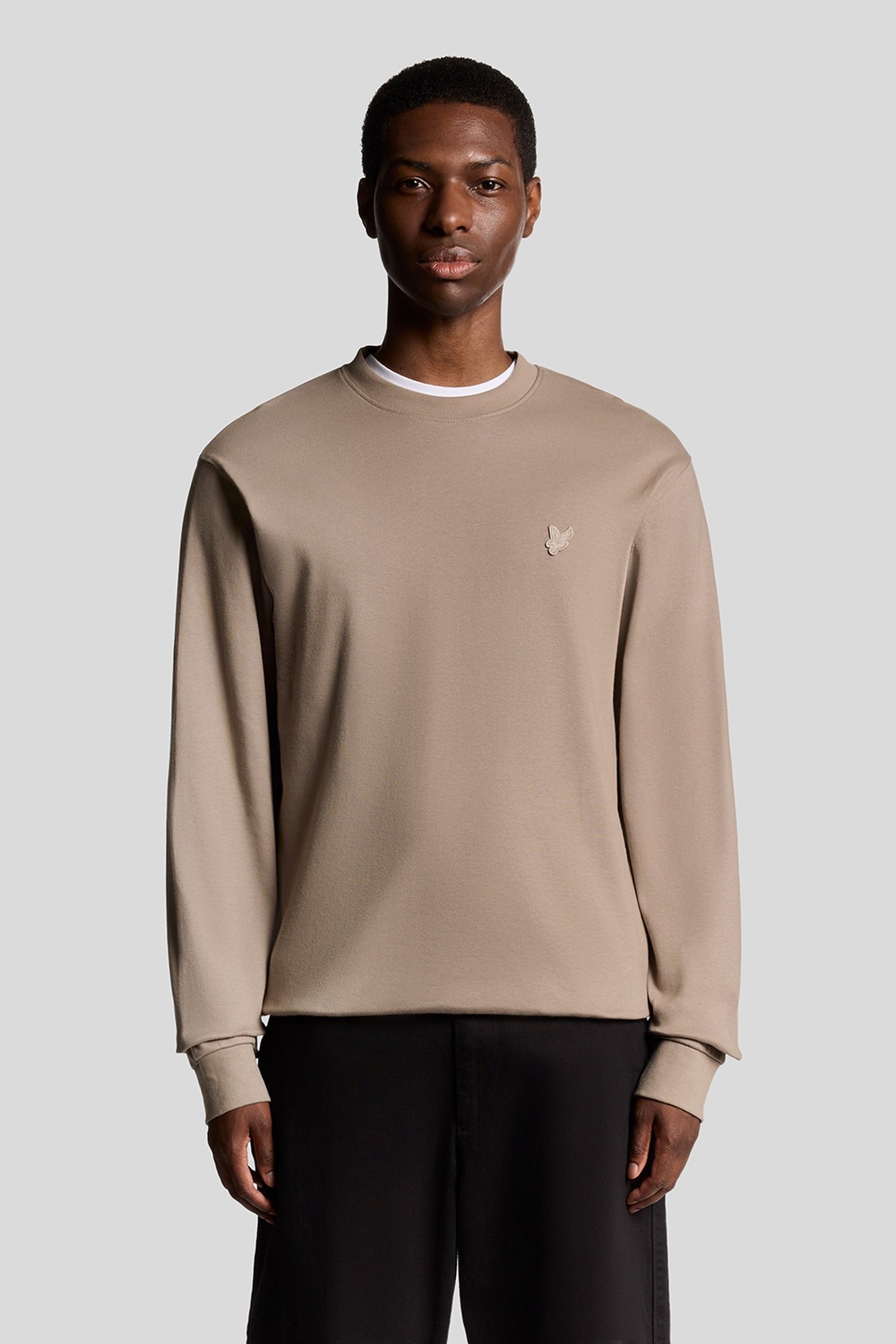 INTERLOCK CREW NECK SWEATSHIRT COBBLESTONE 1