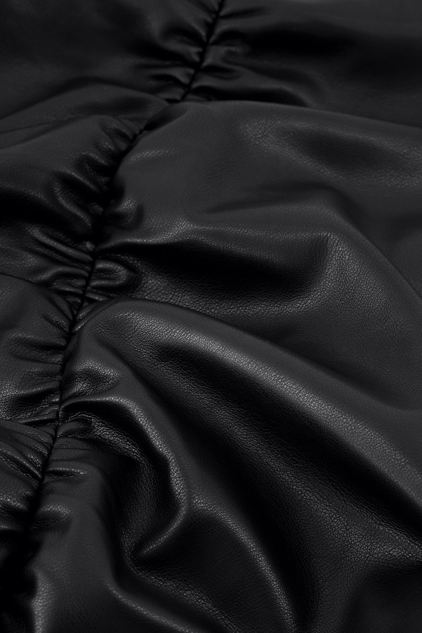 ILEVIO PU DRESS BLACK 4