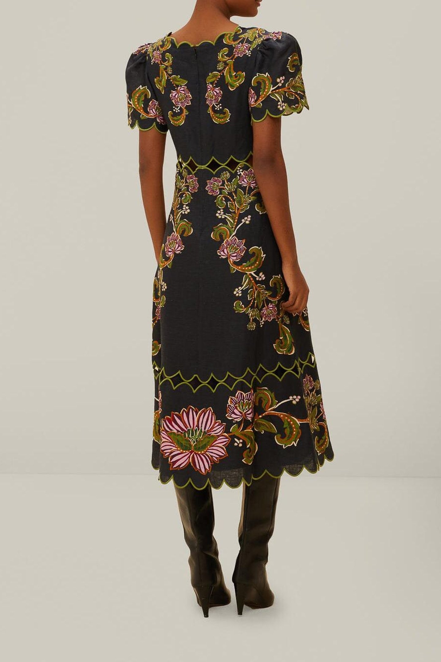 RAVENALA BLACK SHORT SLEEVE MAXI DRESS 4