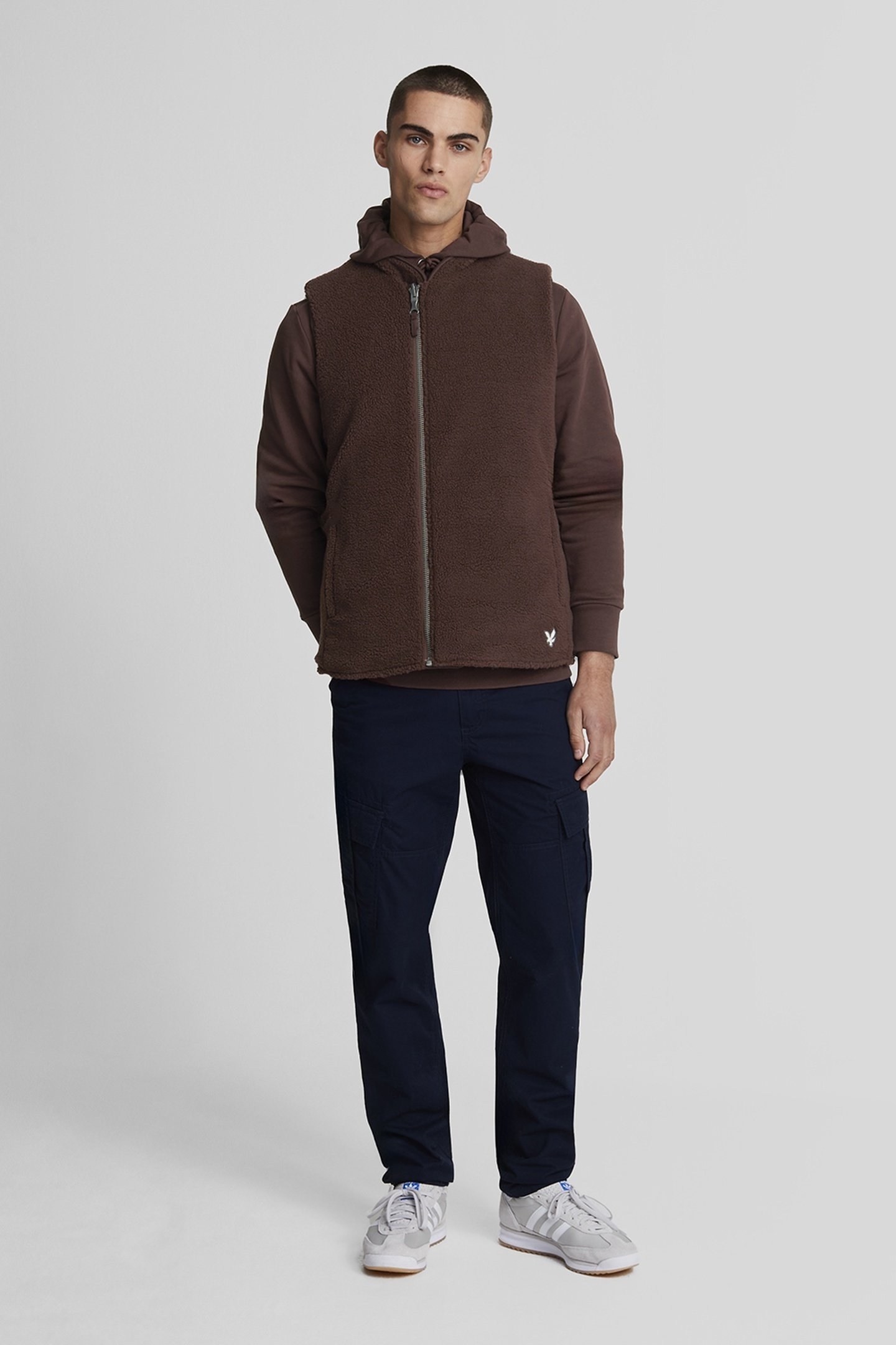 REVERSIBLE QUILTED GILET RUBBER RED 2