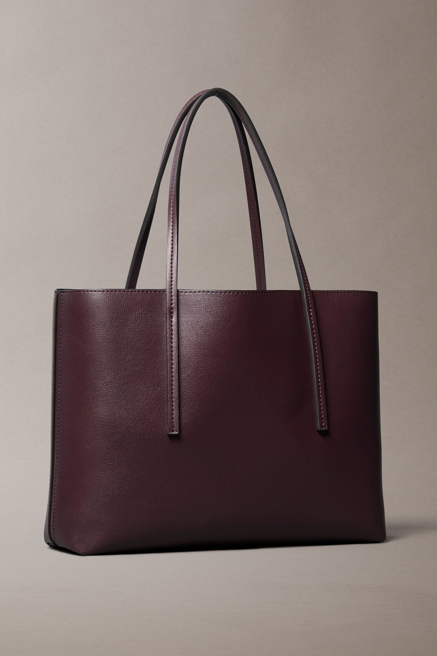 FOIL LOGO SMALL TOTE FUDGE/ESPRESSO 3