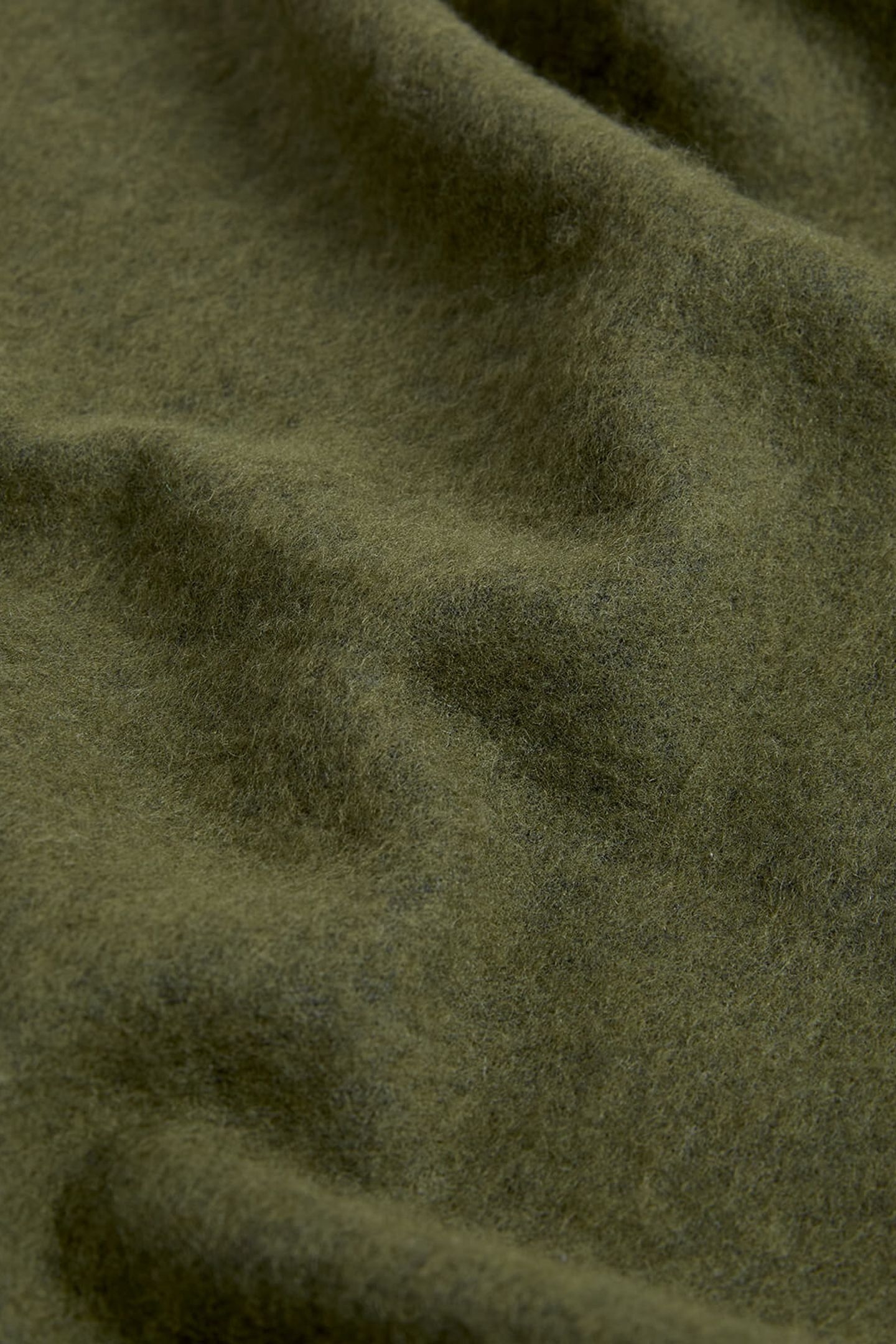 PLAIN LAMBSWOOL SCARF DEEP DEPTHS 2